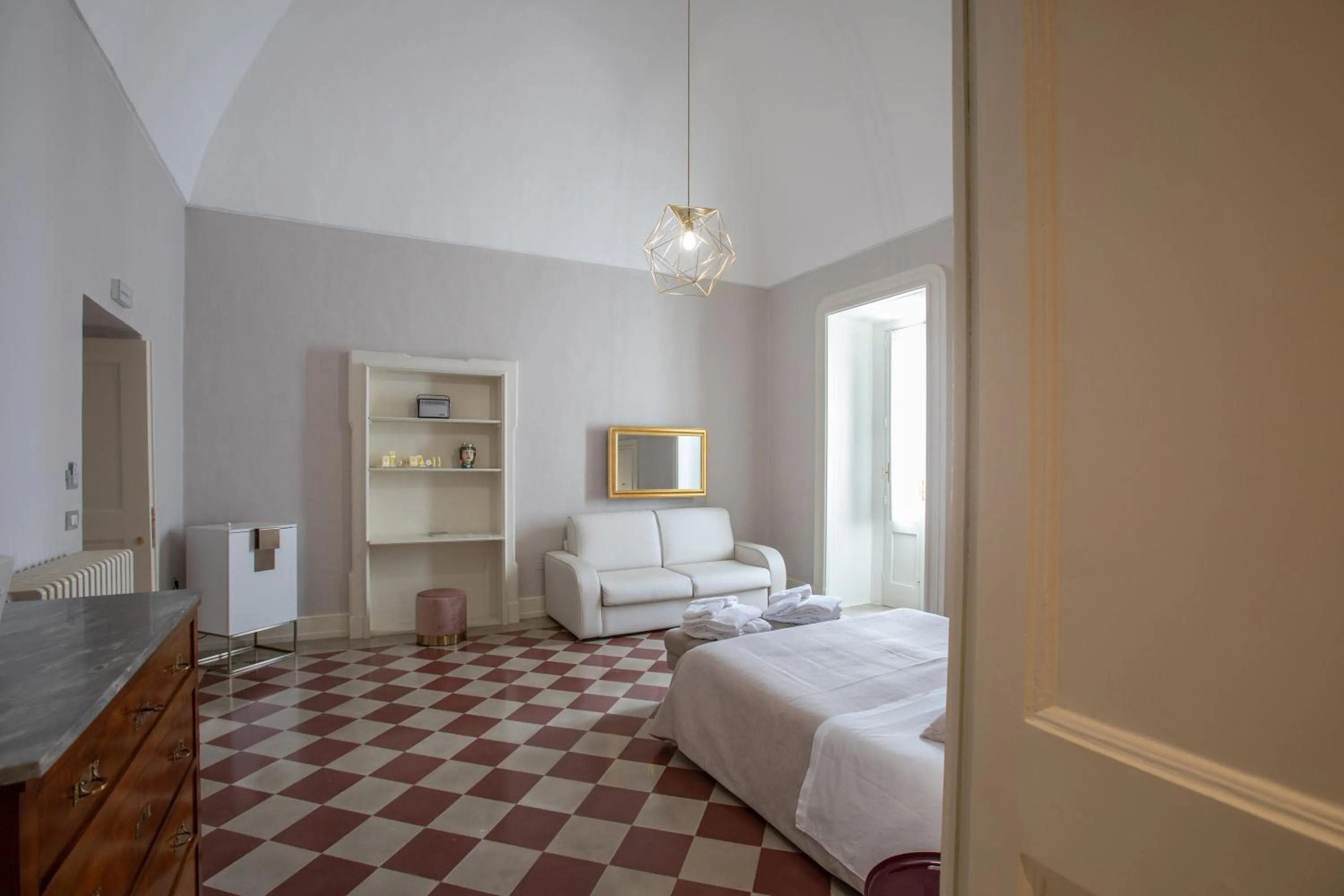 Photo of the whole room, Bed in Palazzo Sansonetti