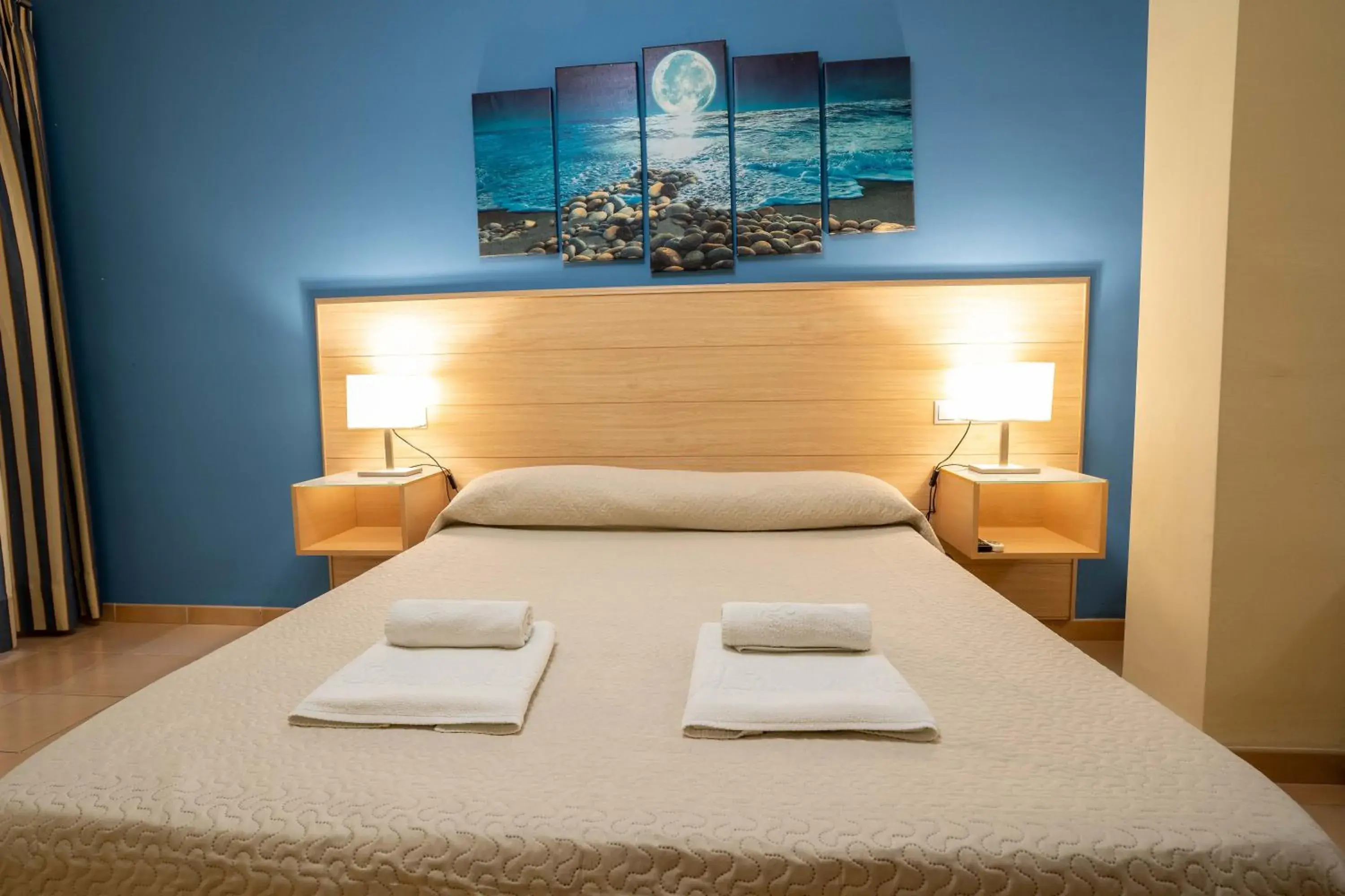 Double Room in Hotel Sierra de Huesa Double Room in Hotel Sierra de Huesa