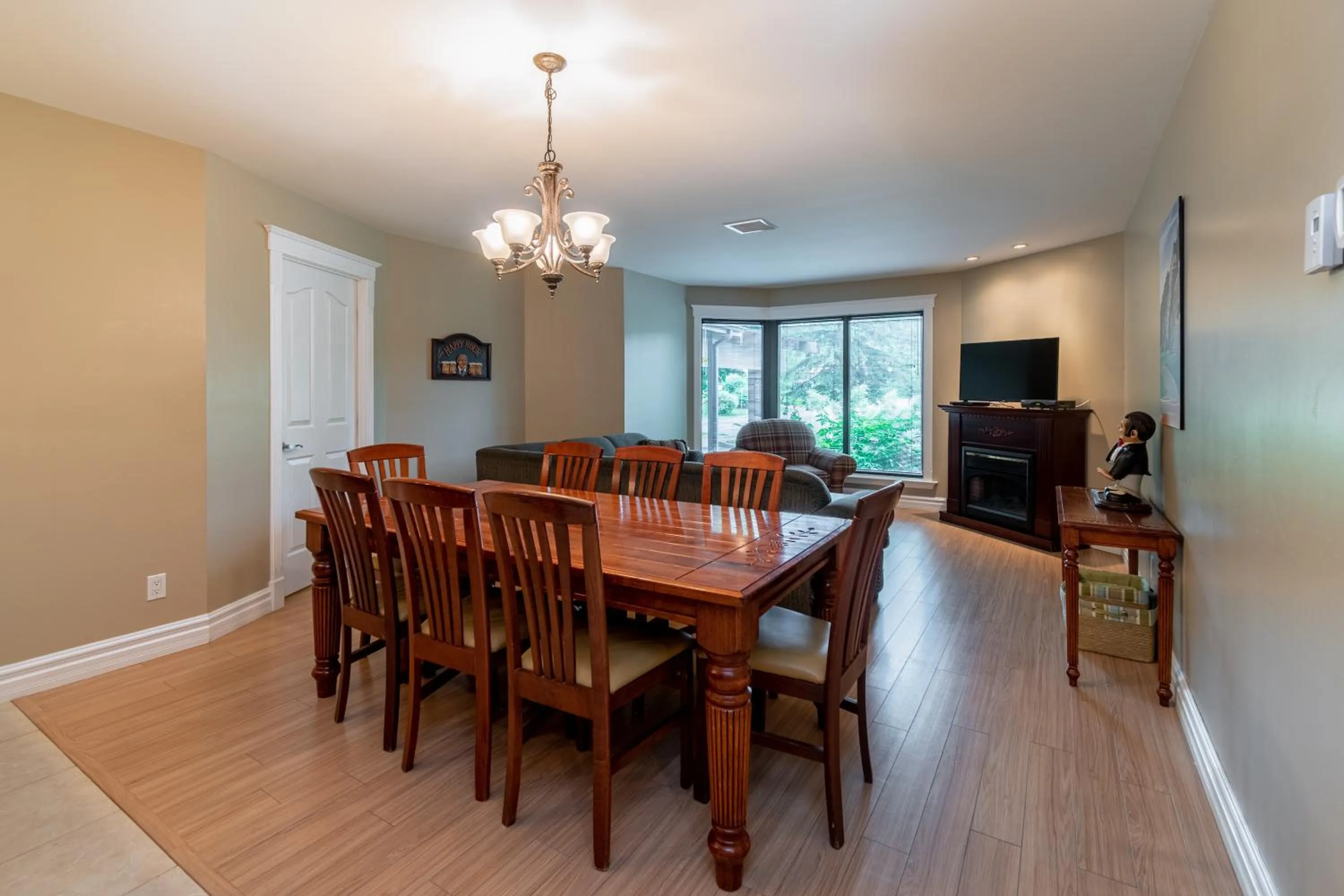 Condo 2 chambres avec parc aquatique!