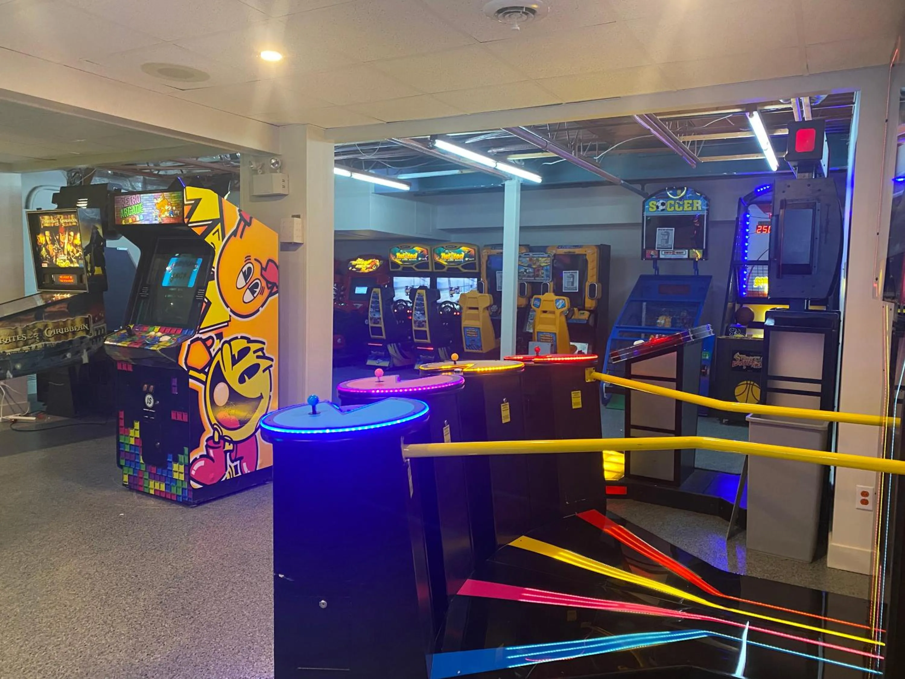 Condo 2 chambres avec parc aquatique!