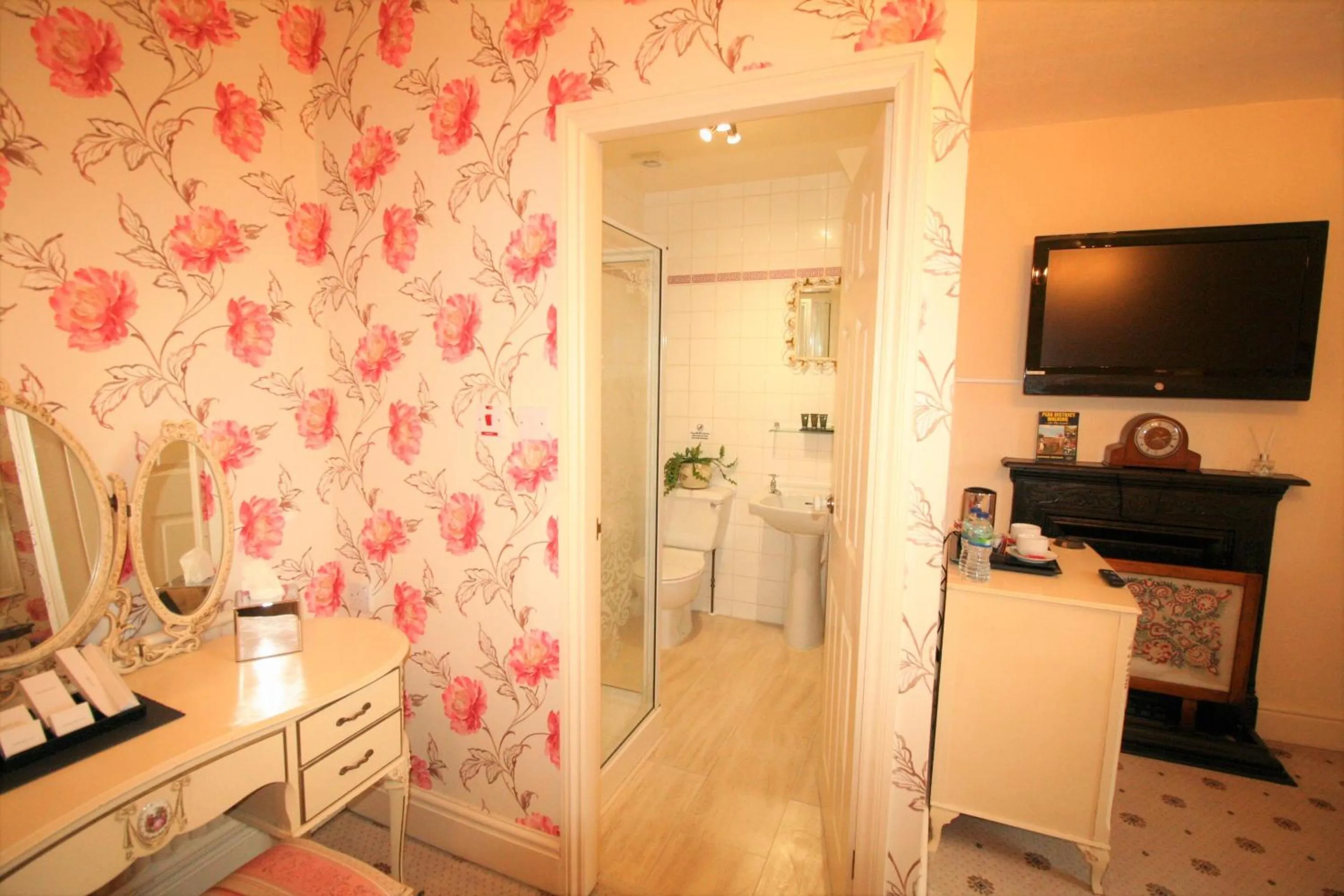 Bathroom in Kingscroft