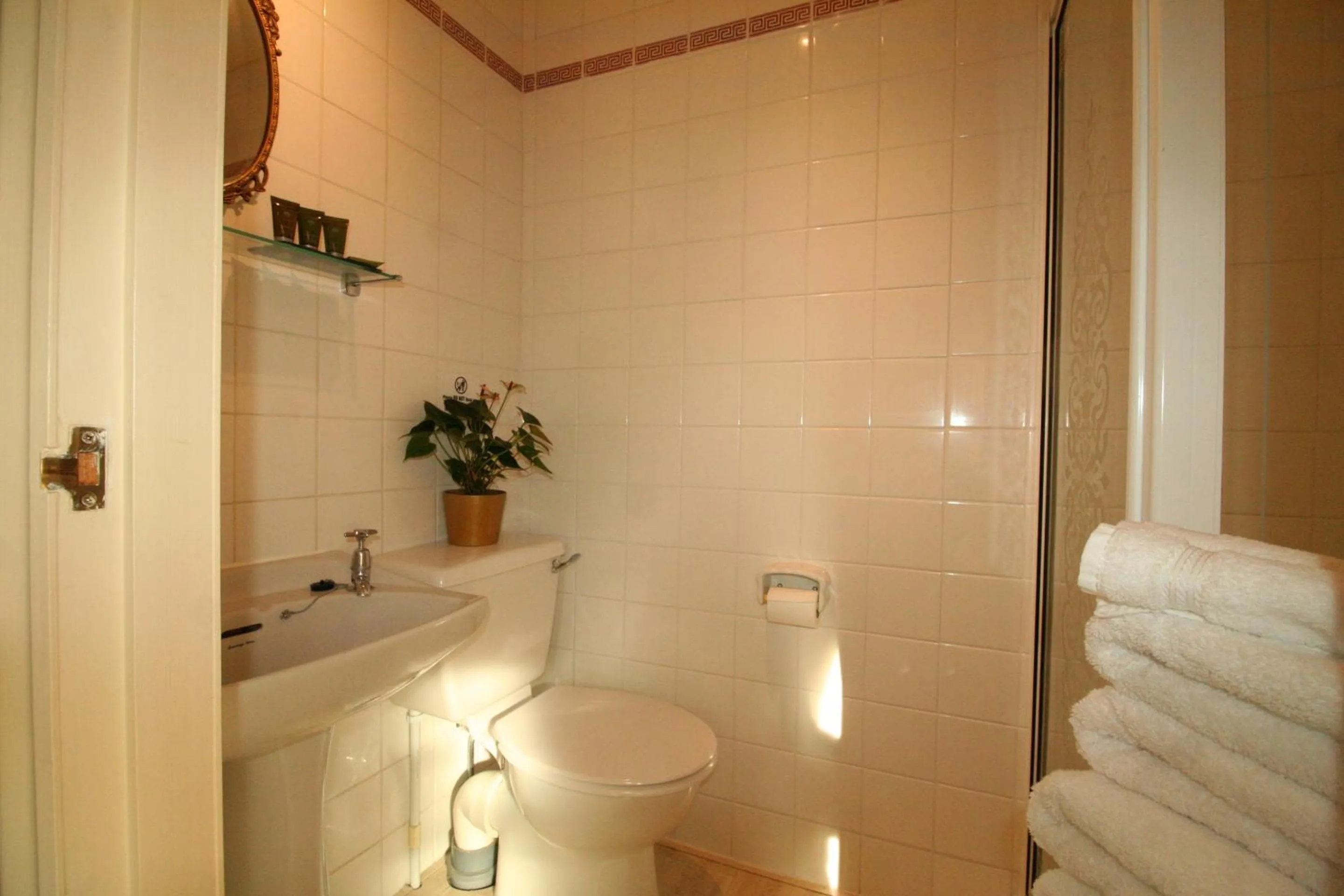 Bathroom in Kingscroft