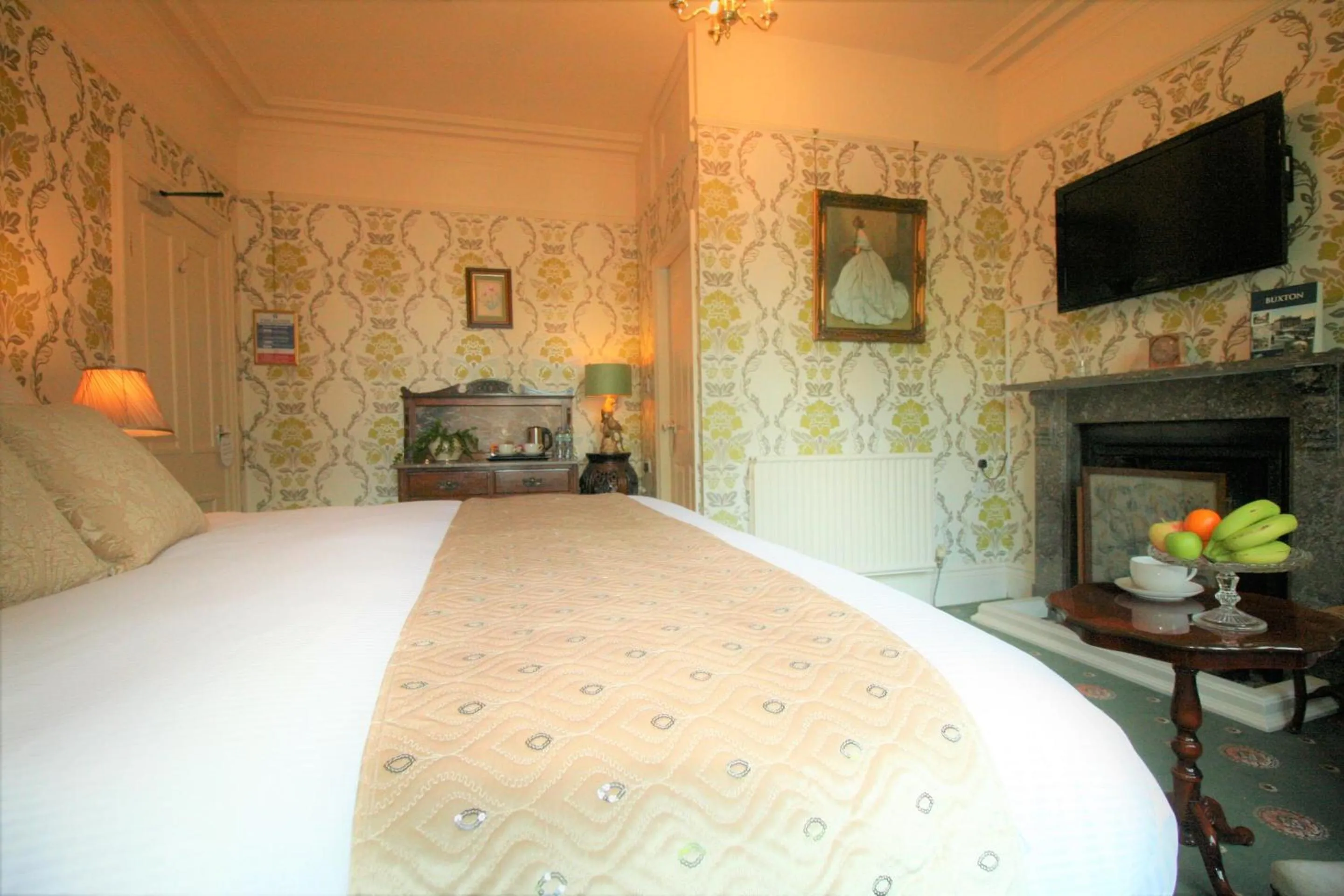 Bedroom, Bed in Kingscroft