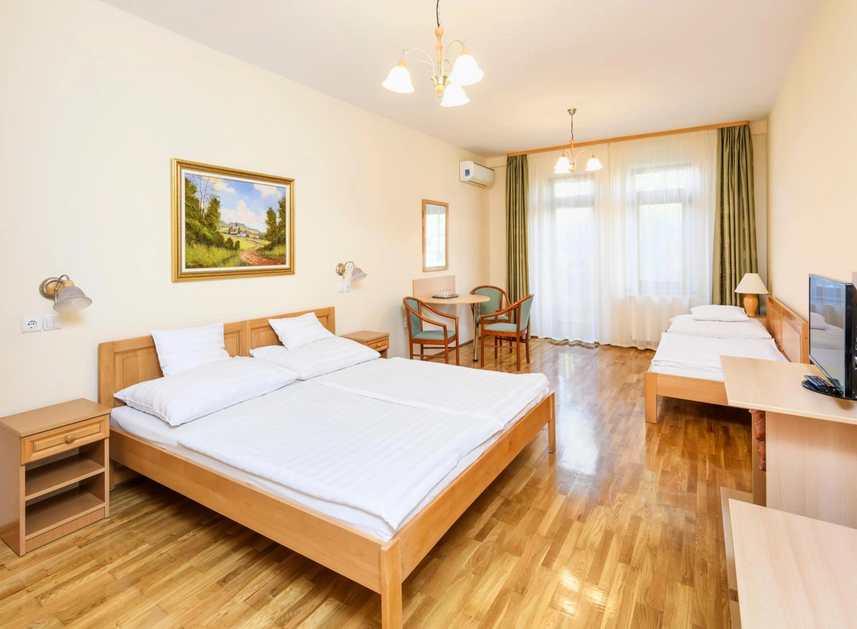 Photo of the whole room, Bed in Ametiszt Hotel Harkány