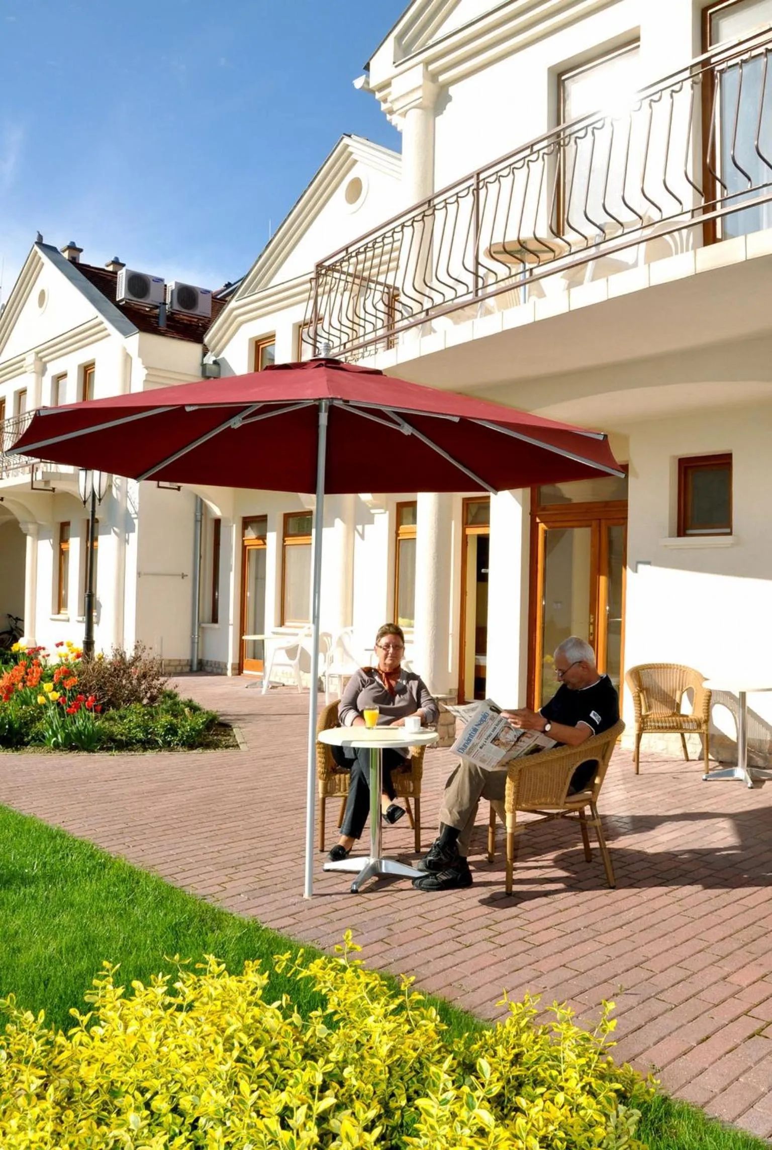 Facade/entrance in Ametiszt Hotel Harkány