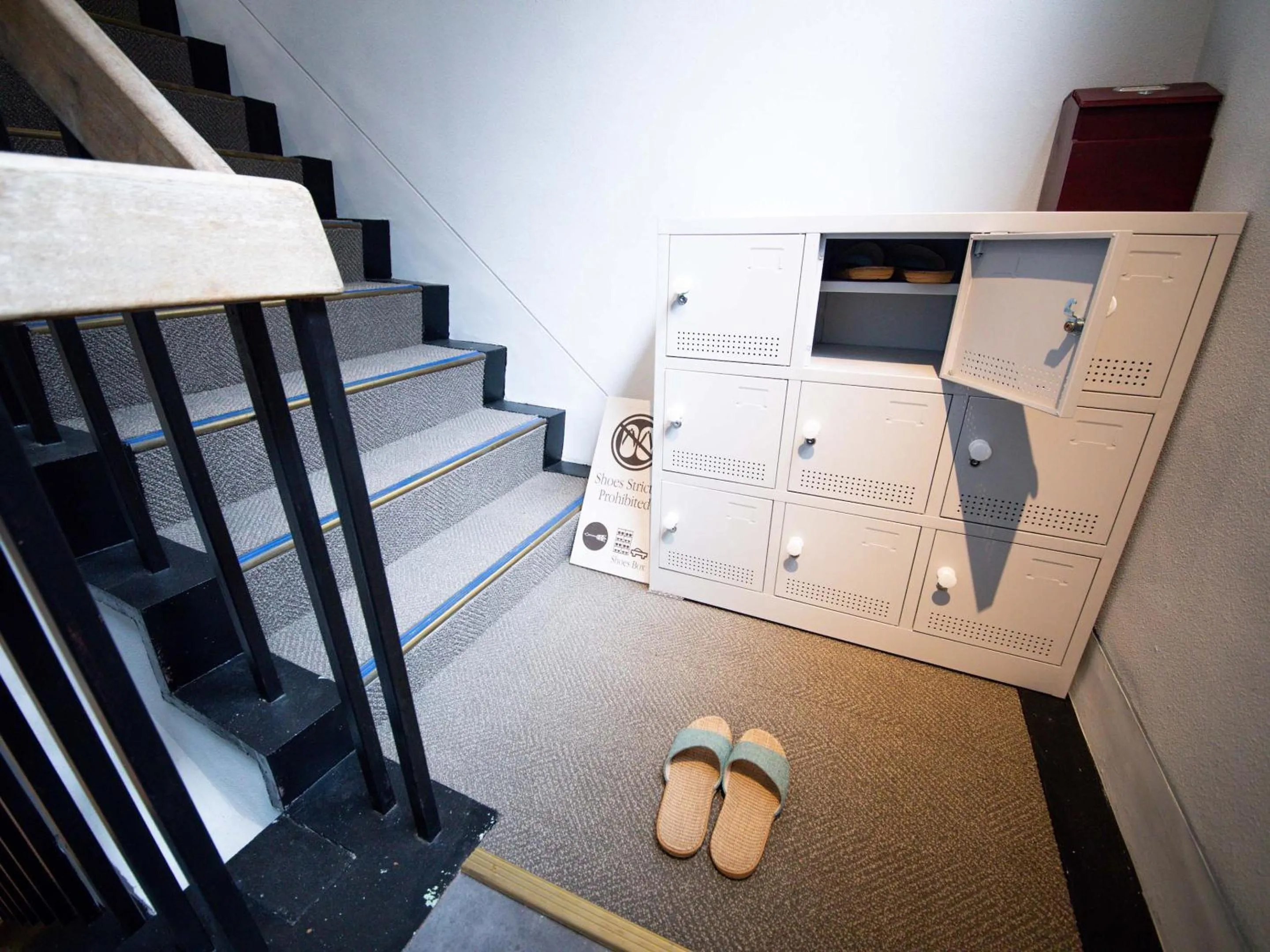 Facade/entrance in tune HIGORO