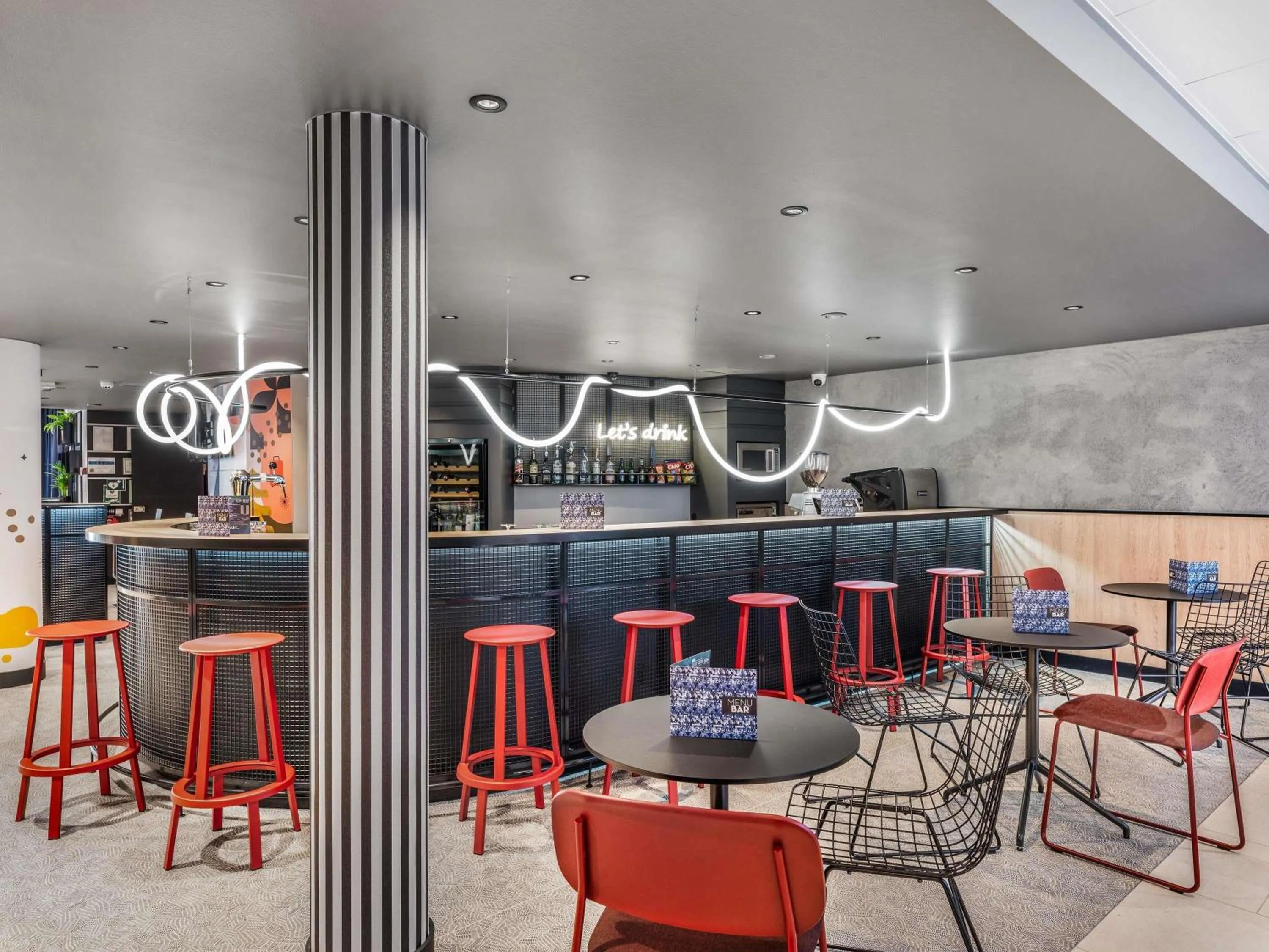 Lounge or bar in Ibis Budapest Centrum