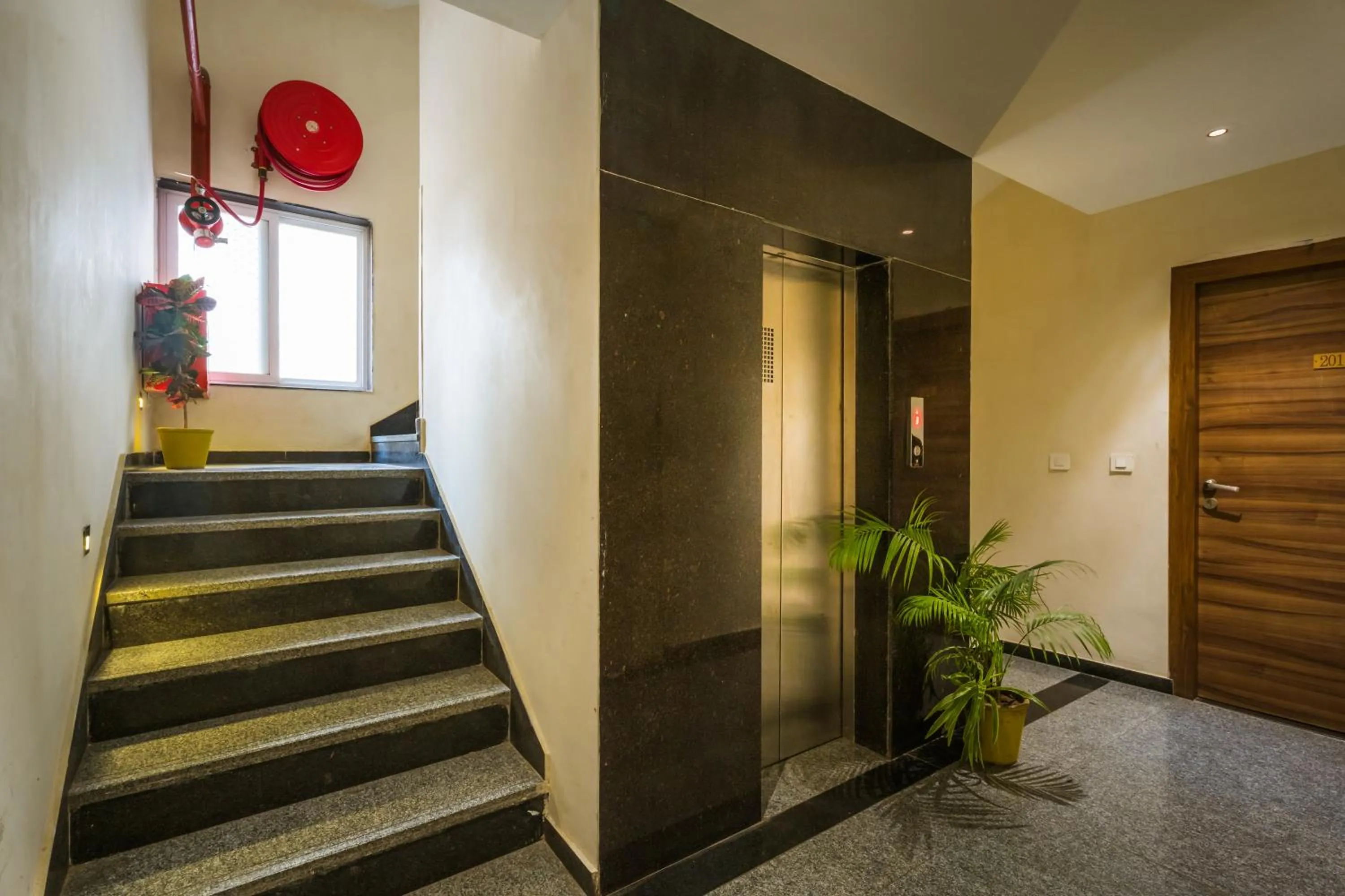 elevator in Tripli Hotels Le Shelton