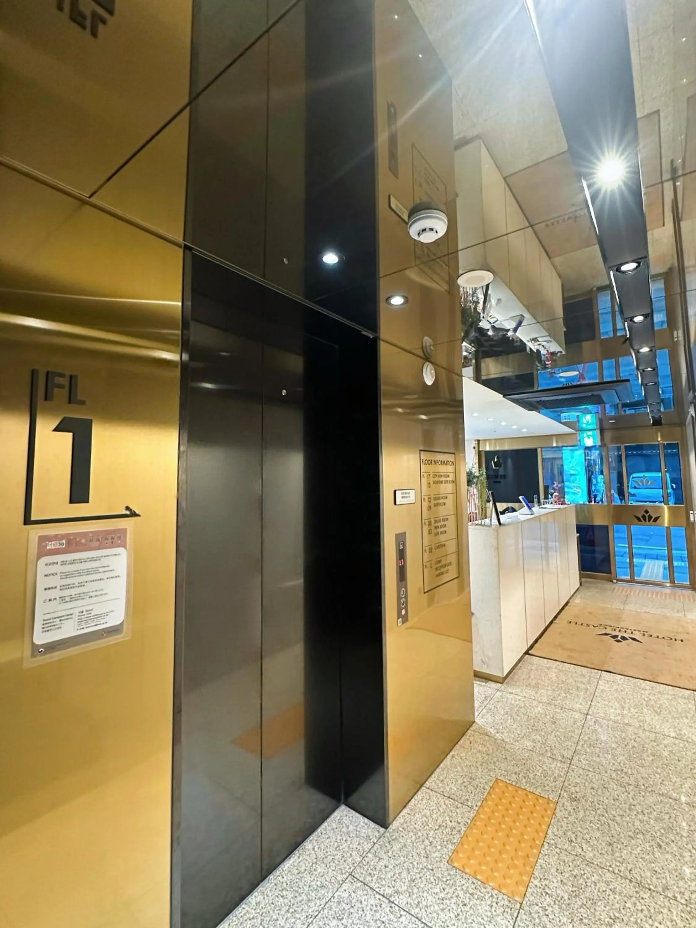 Lobby or reception in Hotel the Castle bangi 2nd