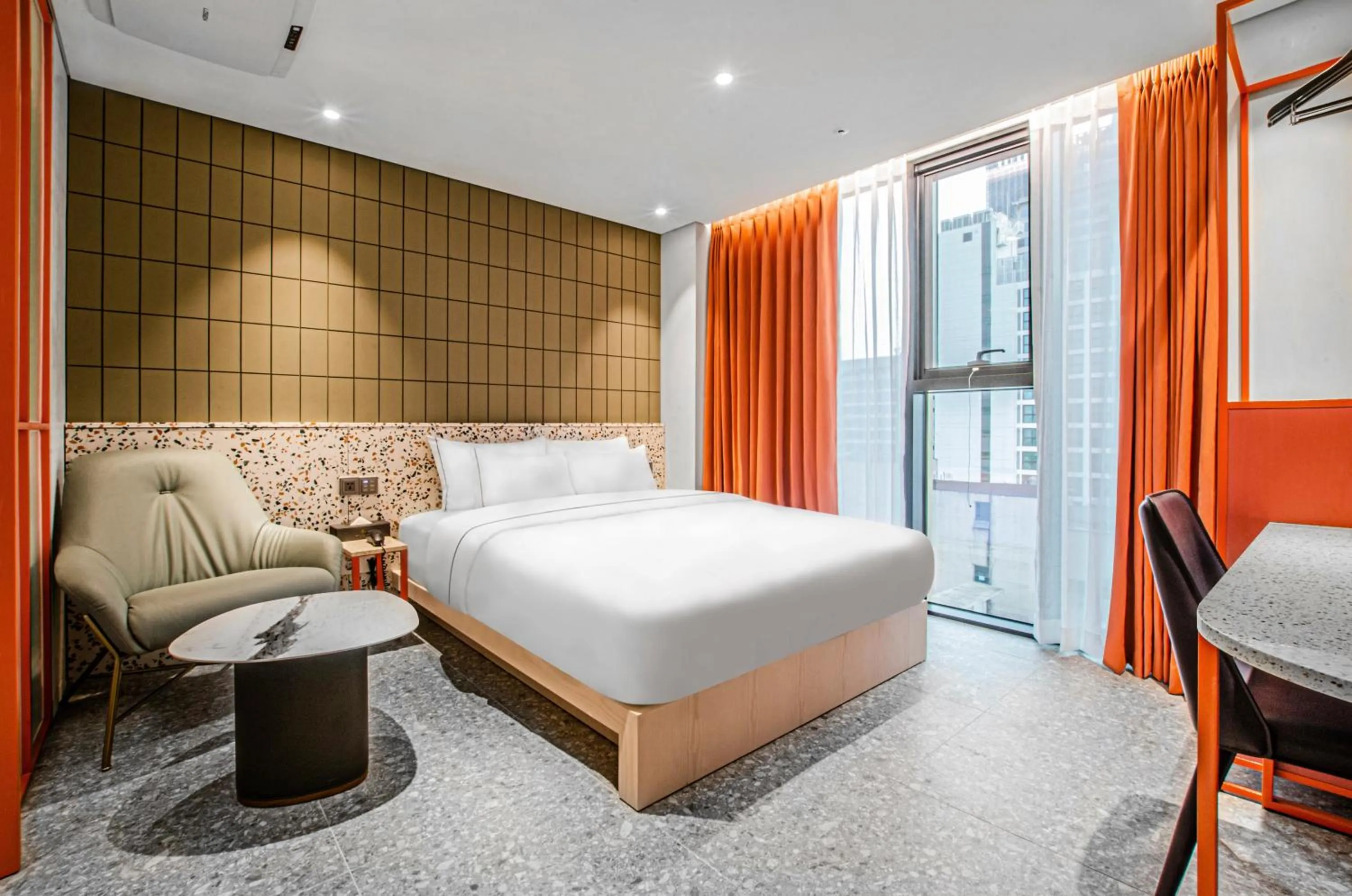 washing machine, Bed in Hotel the Castle bangi 2nd