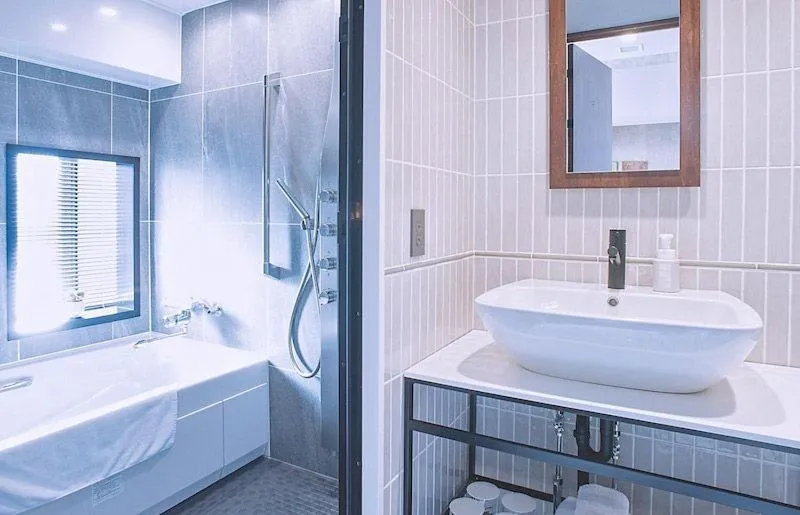 Bathroom in Asakusa Kaede 浅草楓