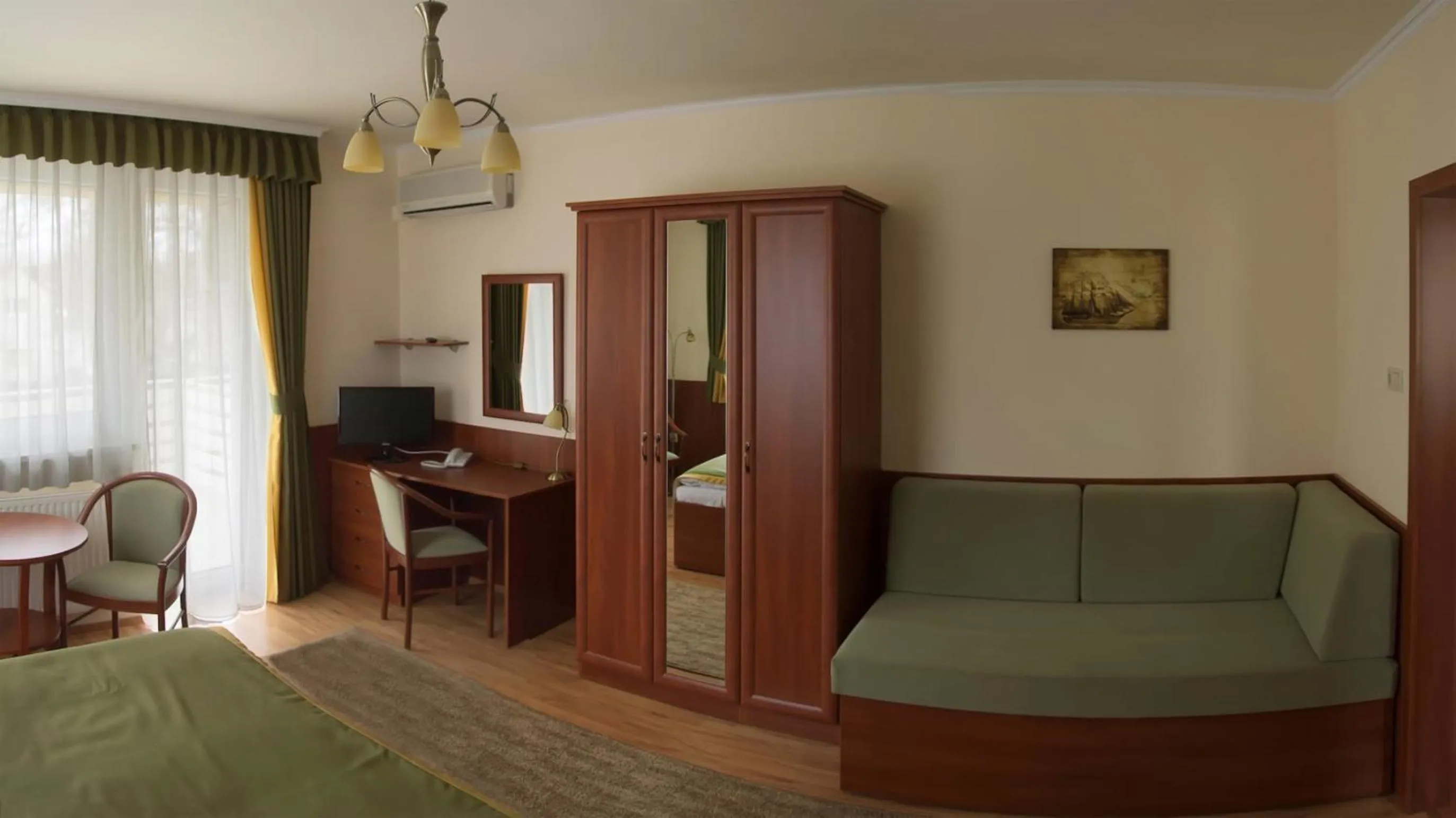 Photo of the whole room, Bed in Apartman Bella Hotel