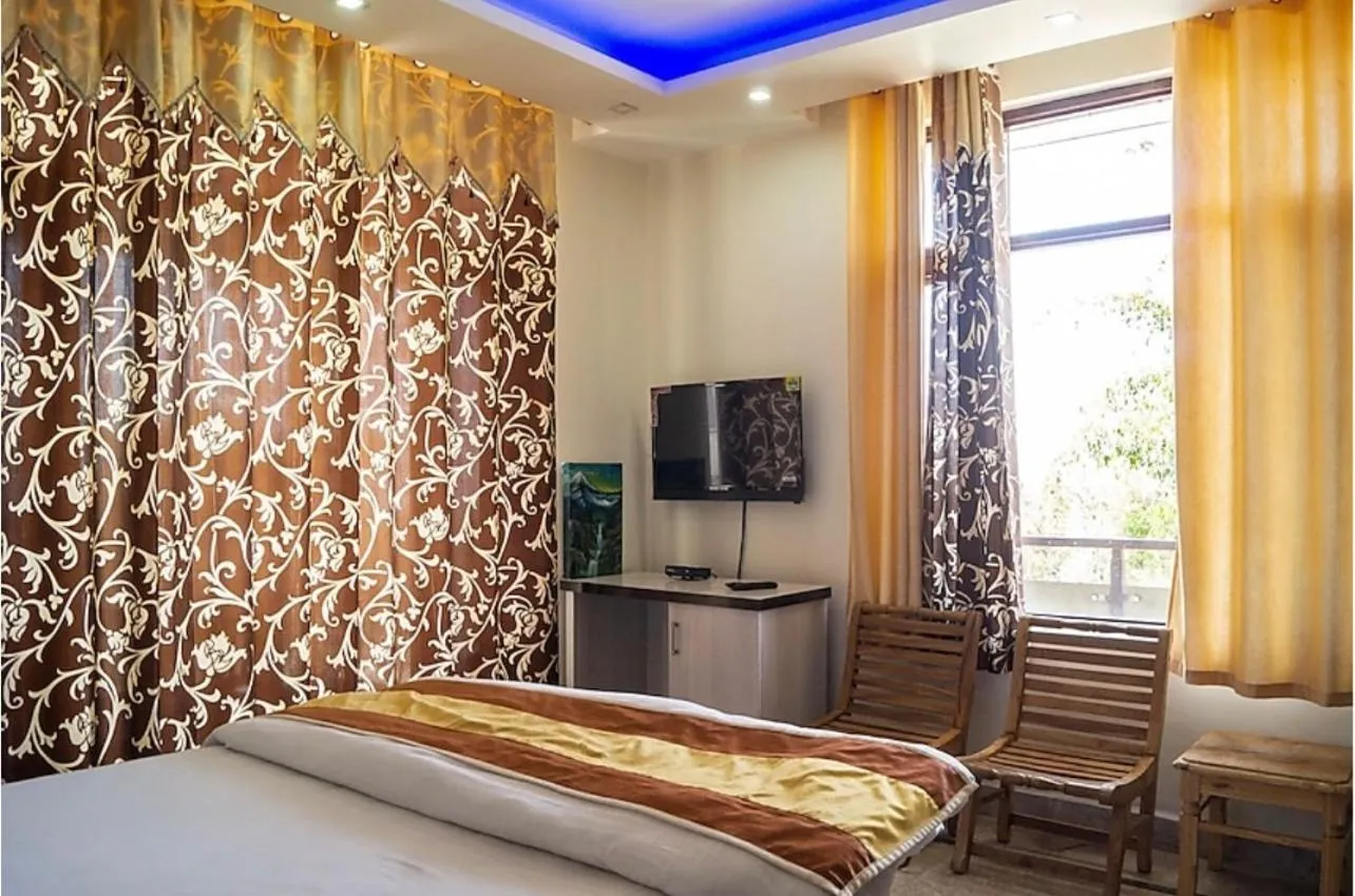 Bed in Pink Park by Panache Hotels