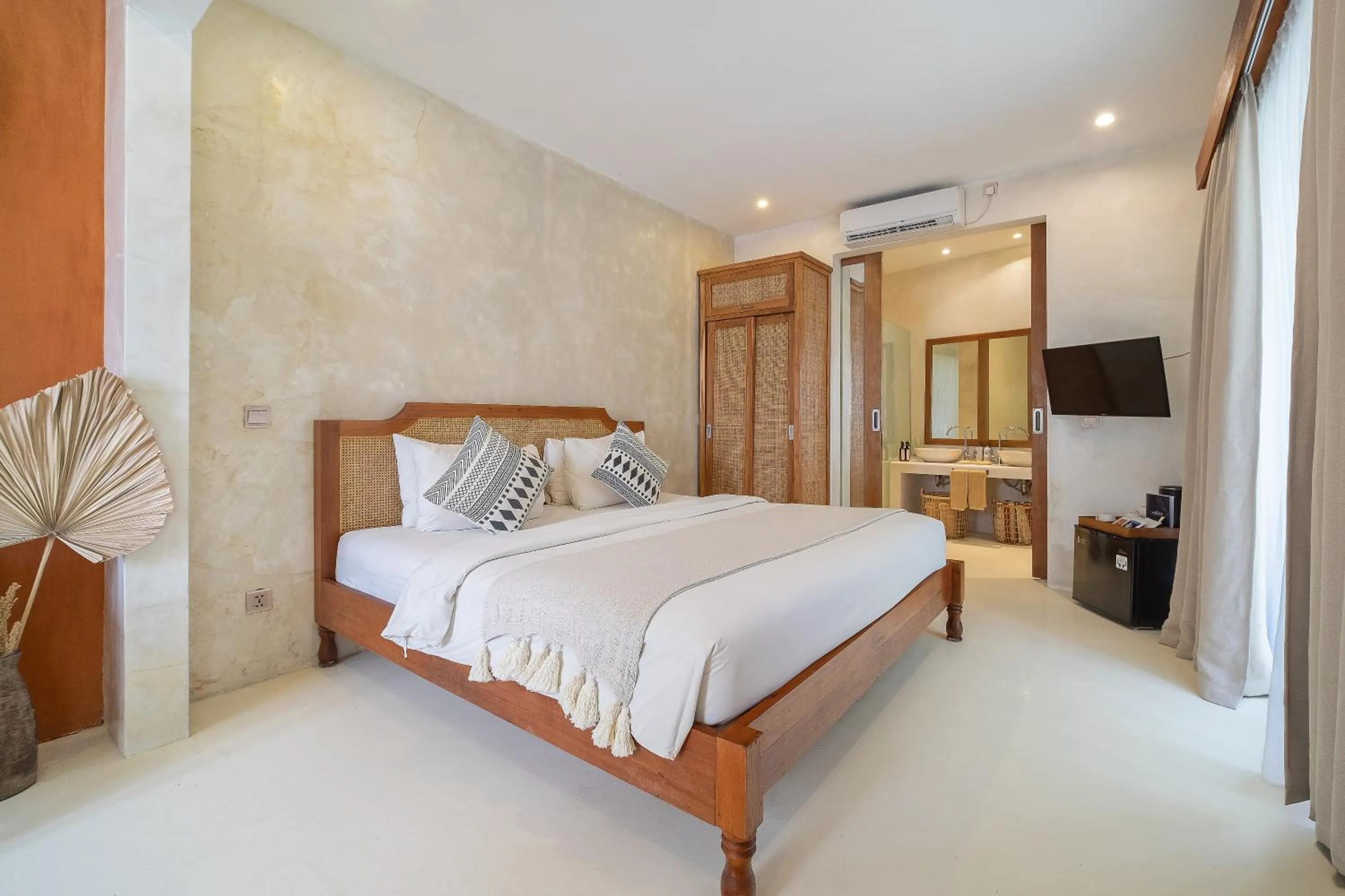 Bedroom, Bed in White Goose Boutique Hotel