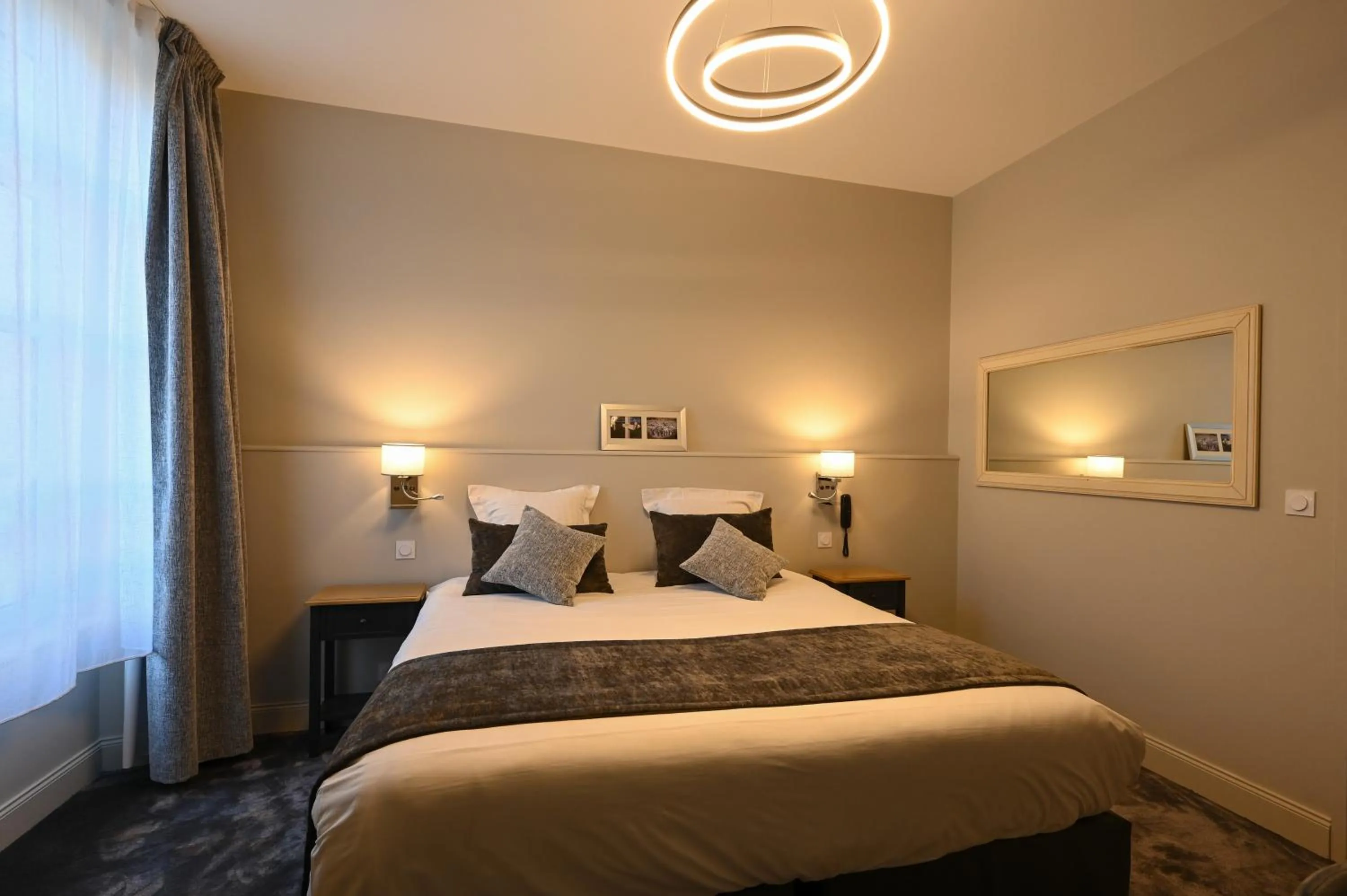 Bedroom, Bed in Belle Normandy