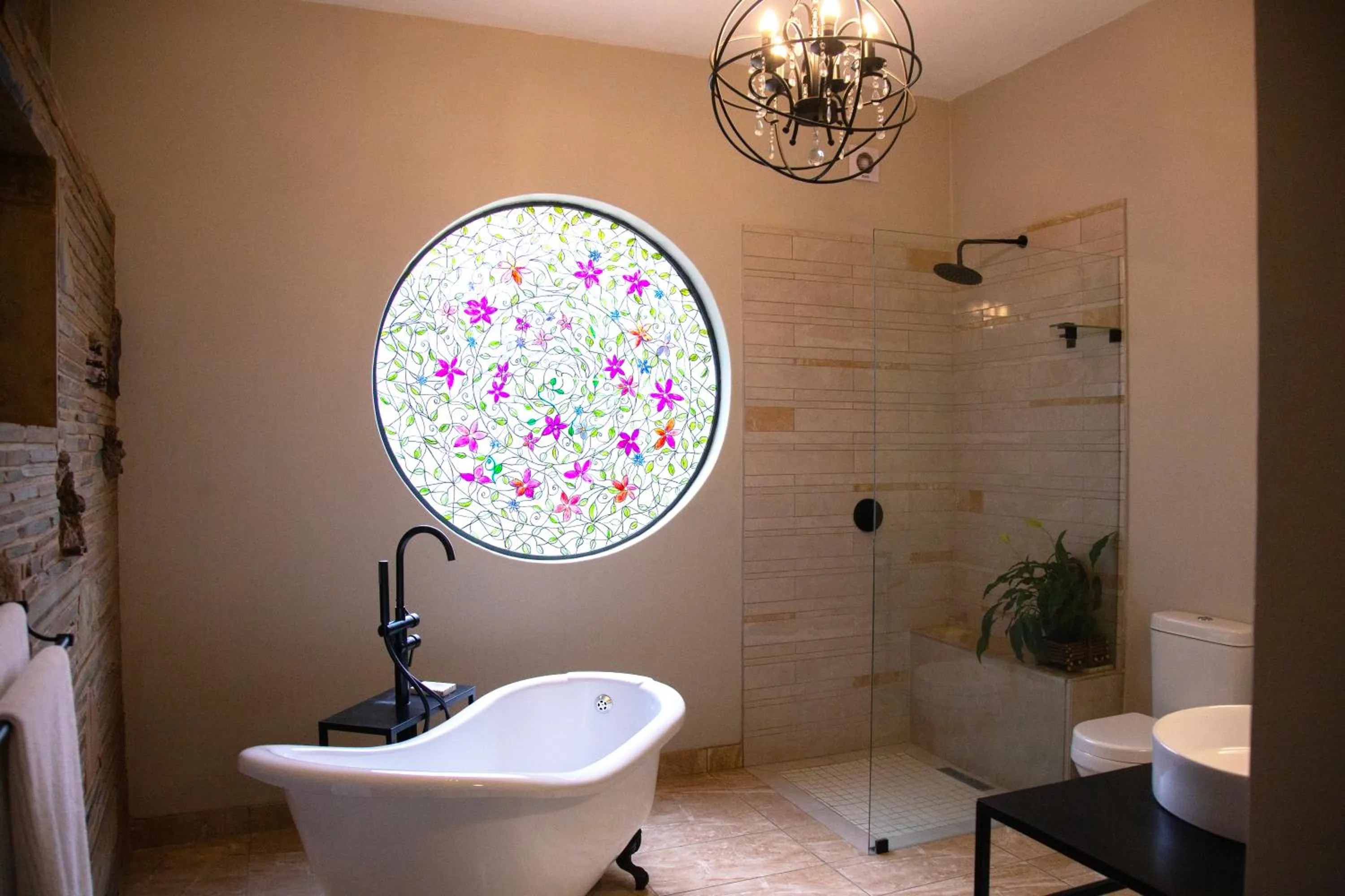 Bathroom in Ben's Bed and Breakfast