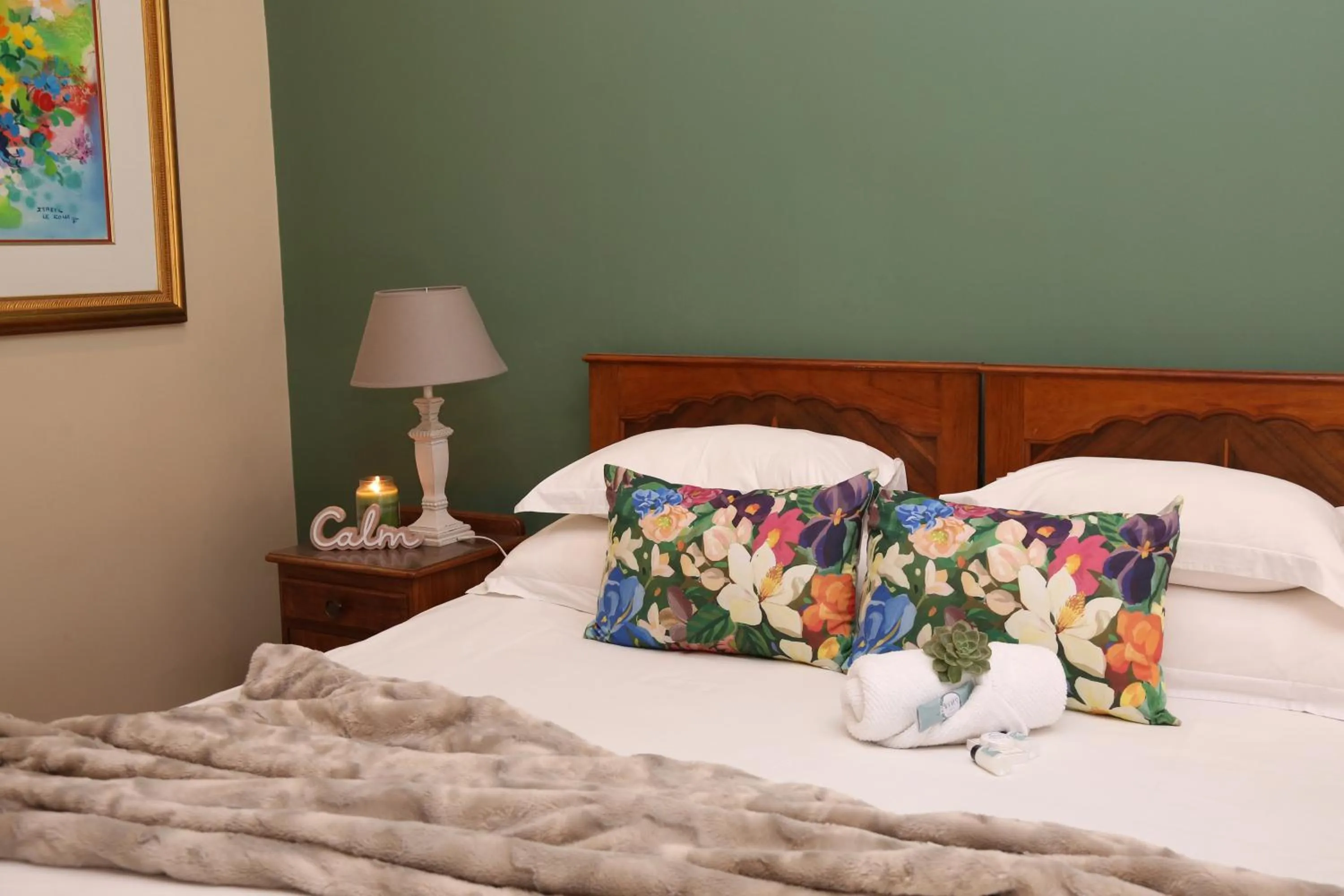 Bed in Ben's Bed and Breakfast