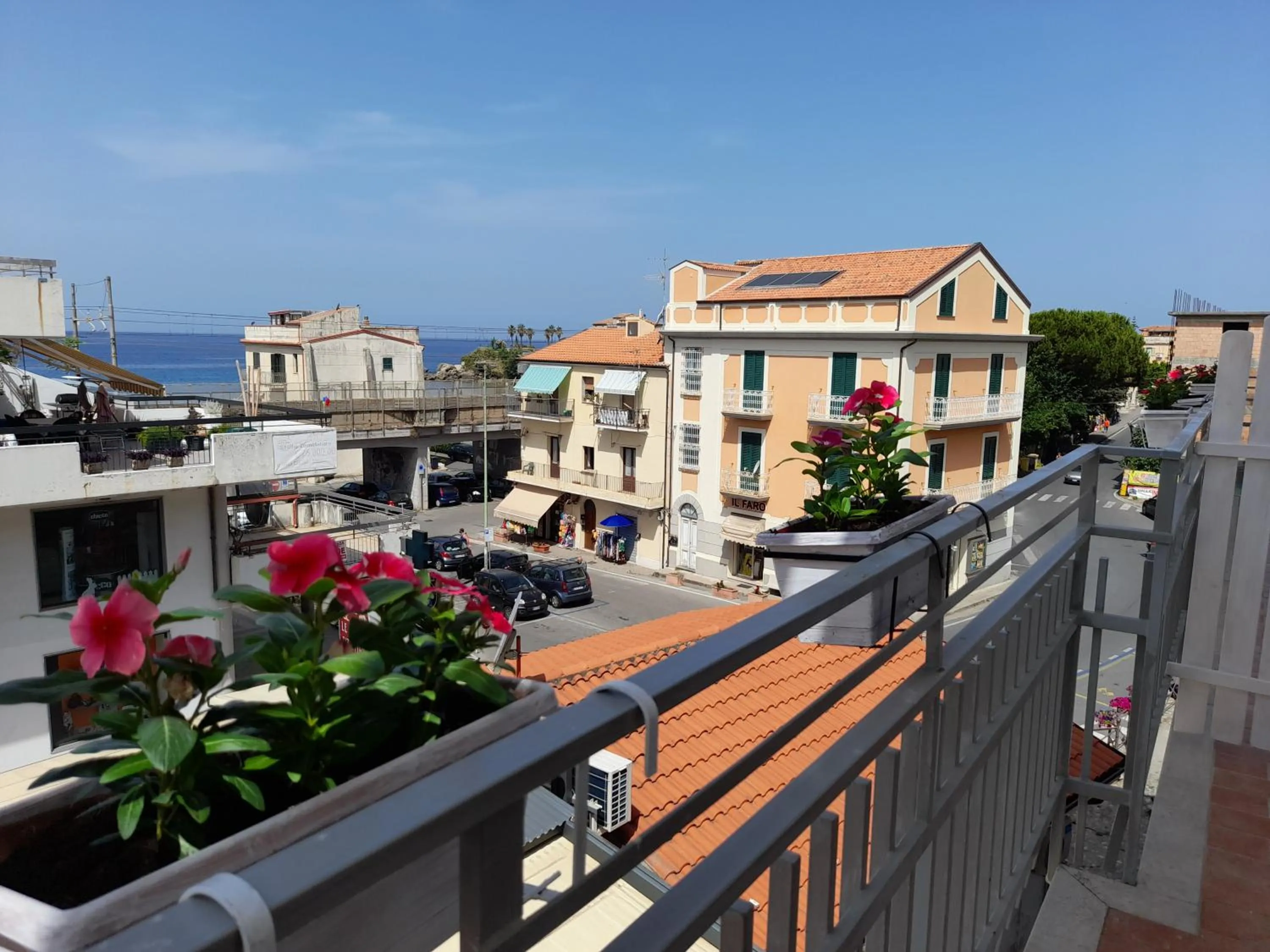 City view in Ely Sea