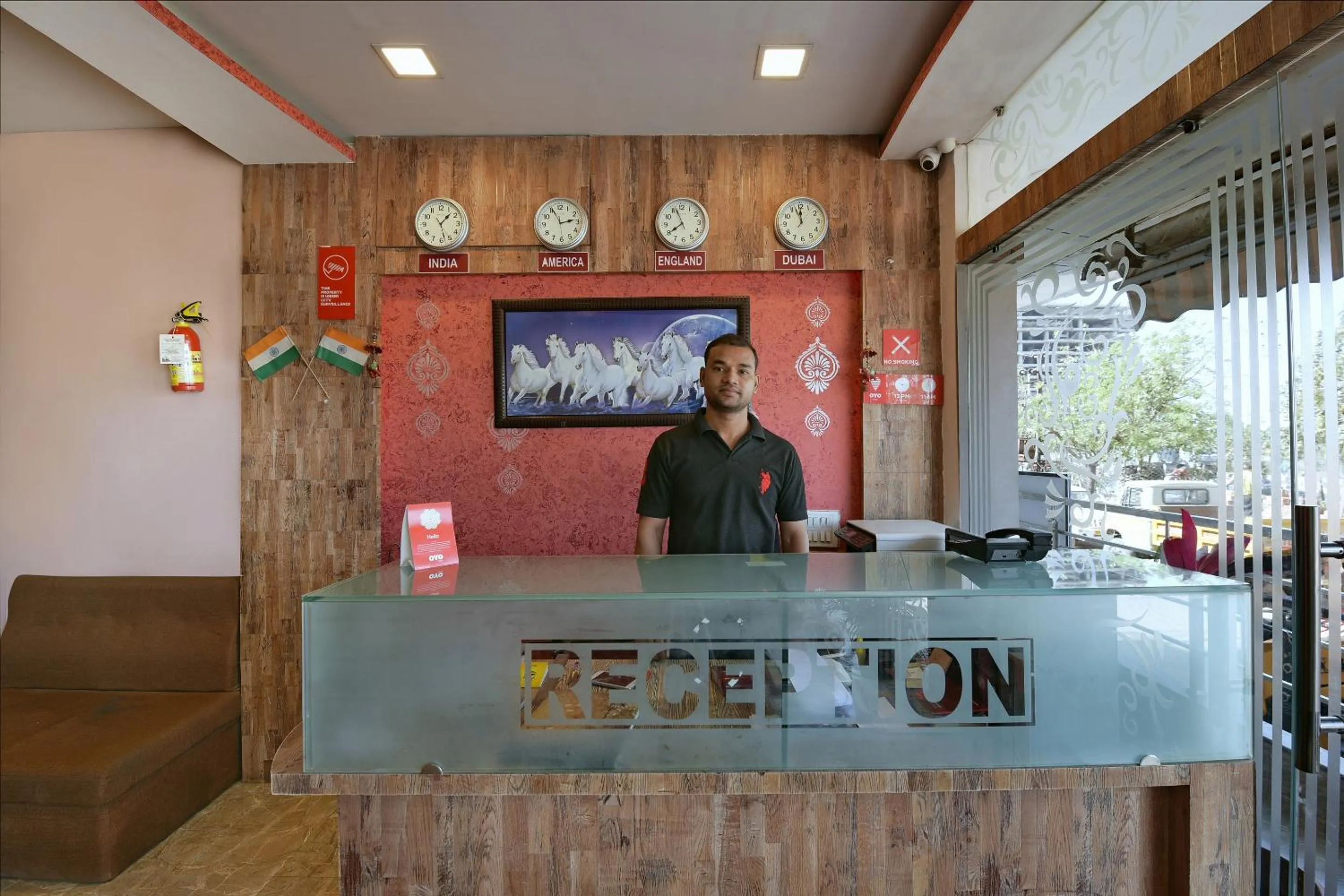 Lobby or reception in Hotel O SVL