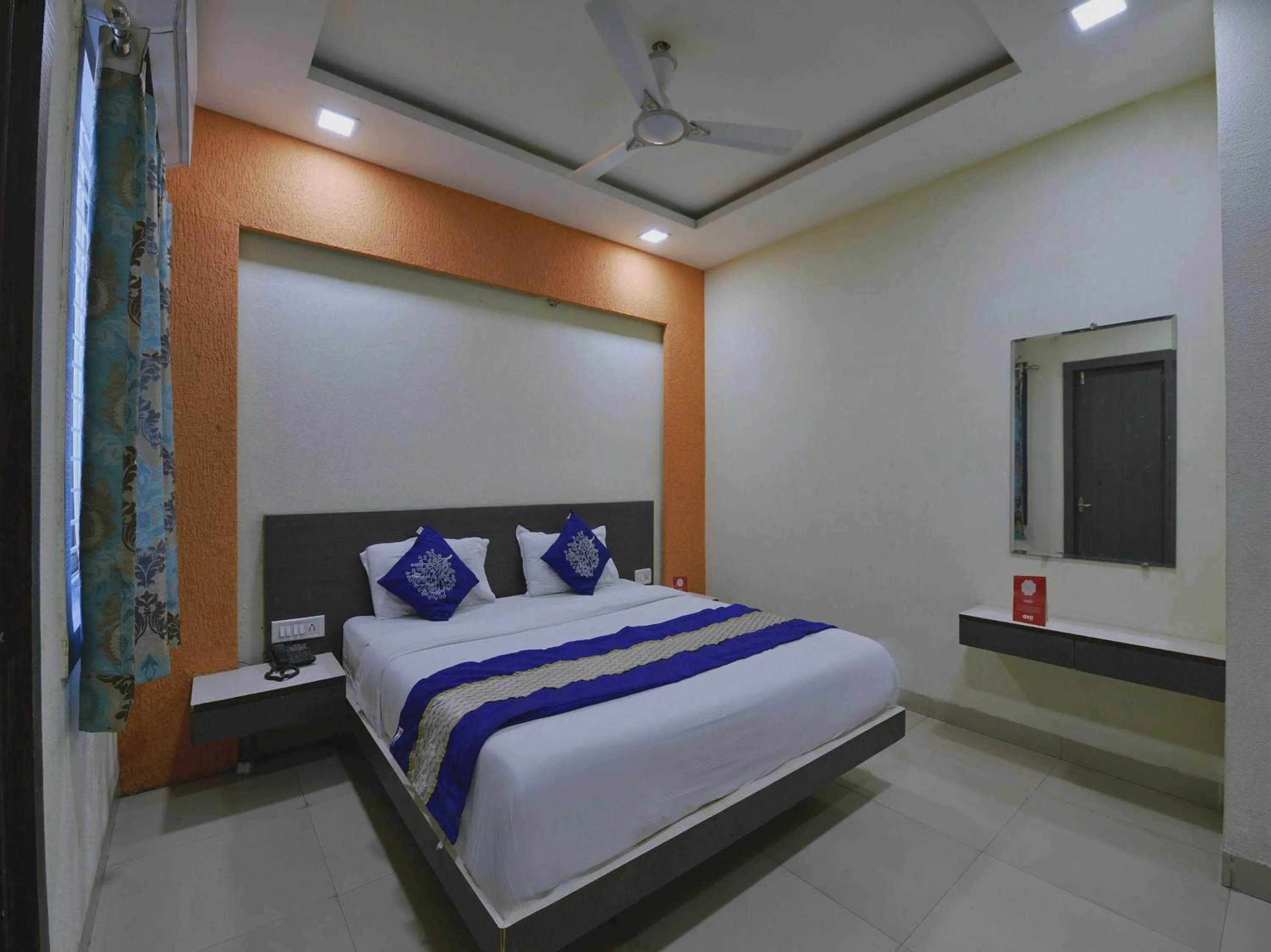 Bedroom, Bed in Hotel O SVL