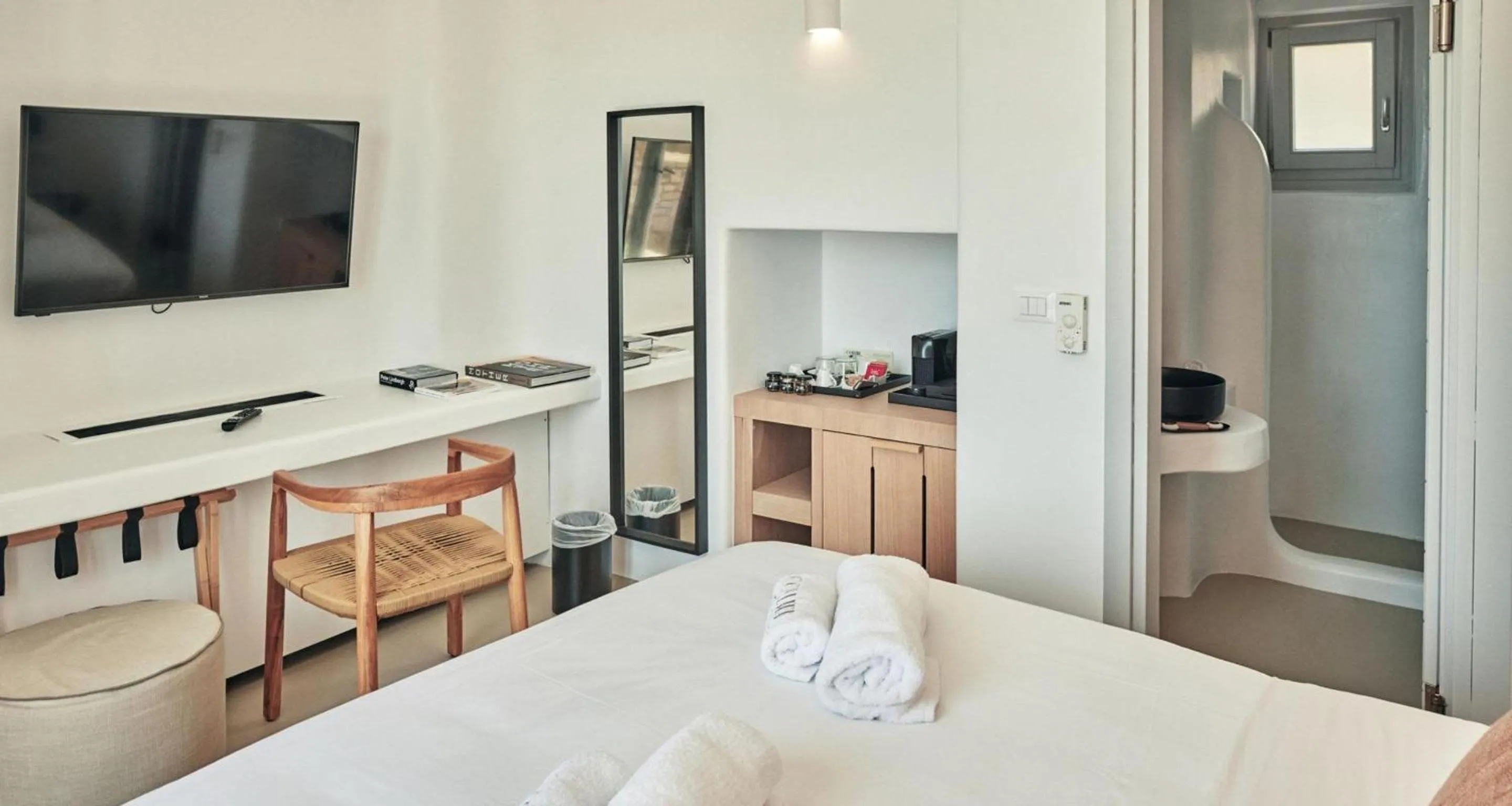 Bathroom, Bed in Collini Hotel Mykonos, WorldHotels Elite