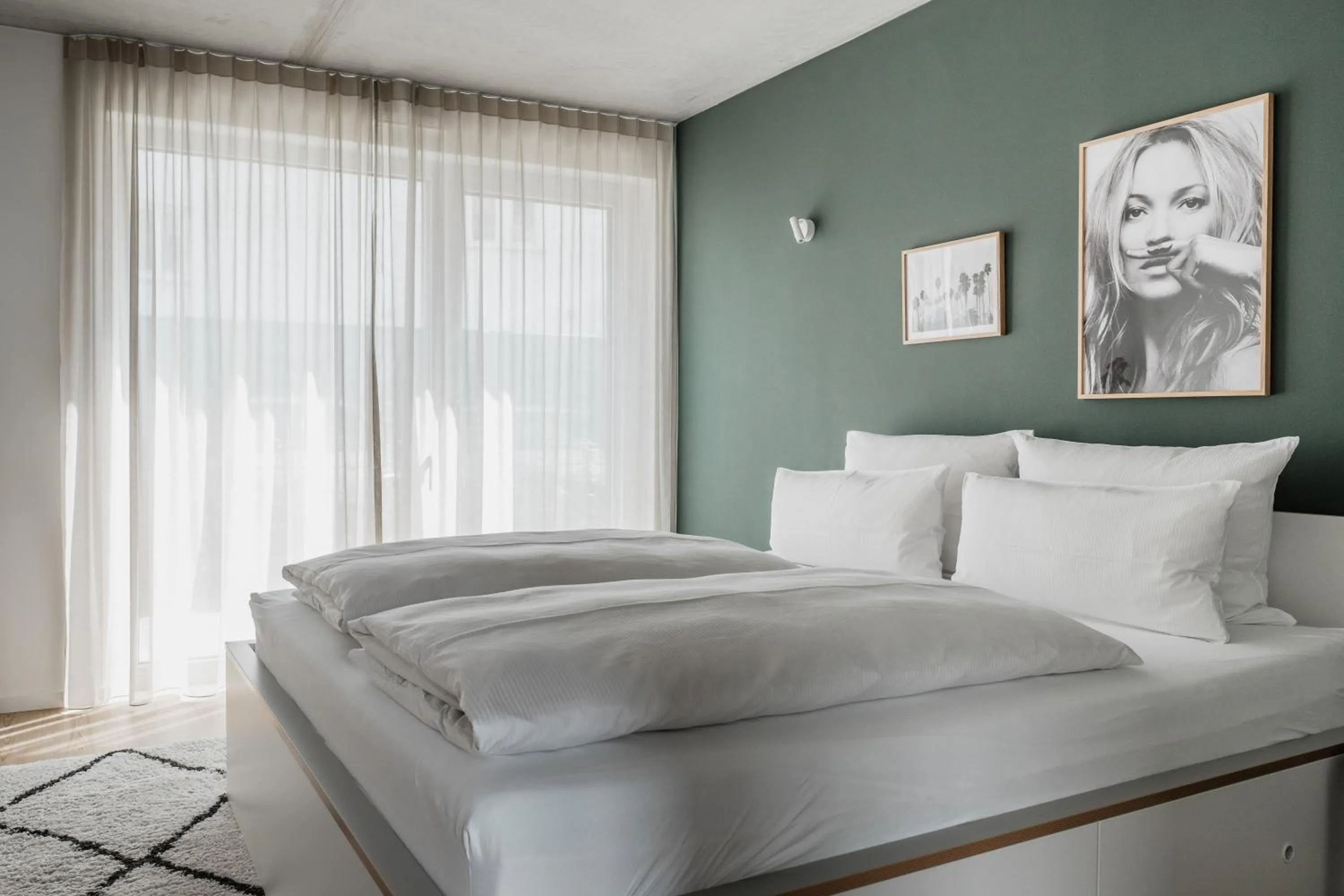 Bed in CLOUD N°7 STUDIOS