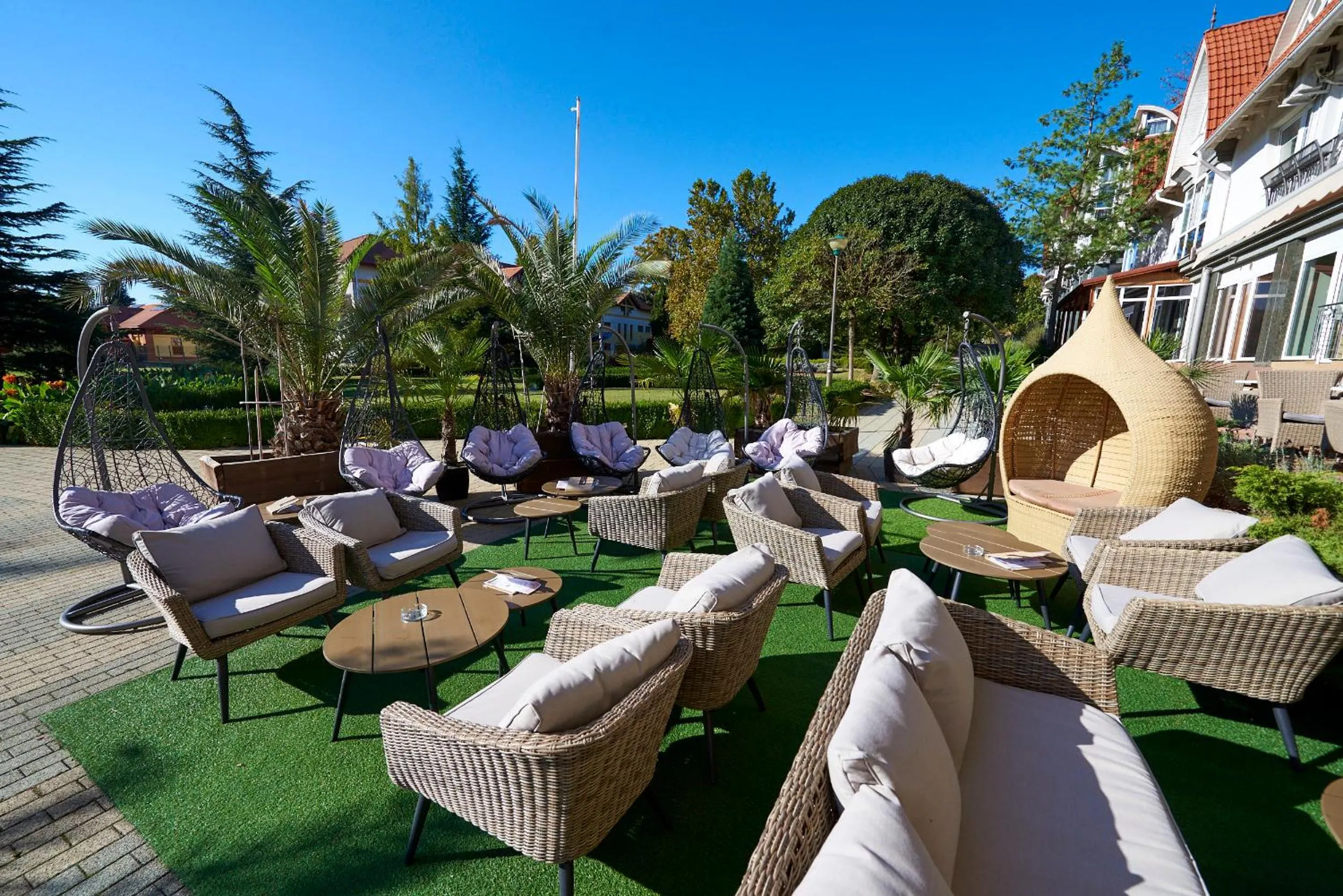 Balcony/Terrace in MenDan Magic Spa & Wellness Hotel