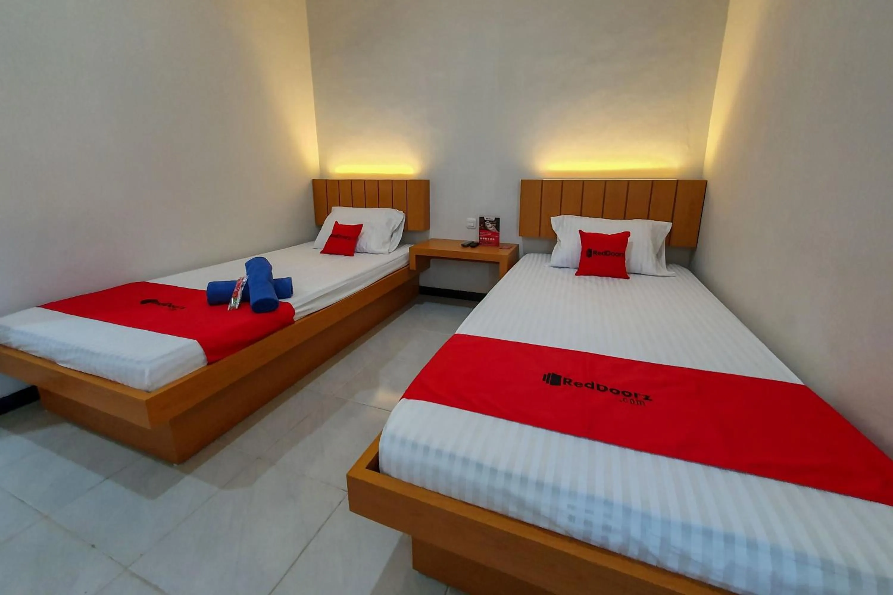 Bedroom in RedDoorz Syariah near Solo Paragon Mall 2