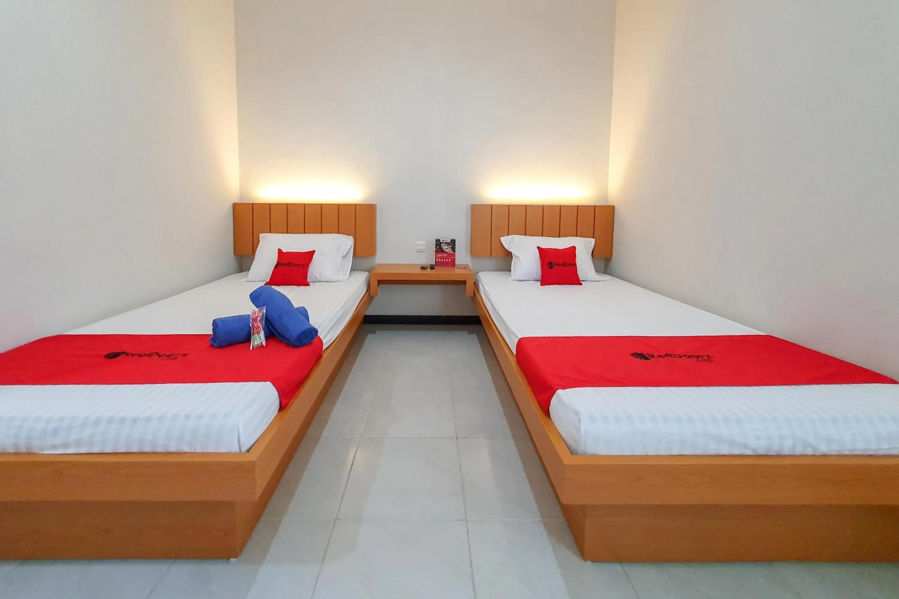 Bedroom in RedDoorz Syariah near Solo Paragon Mall 2