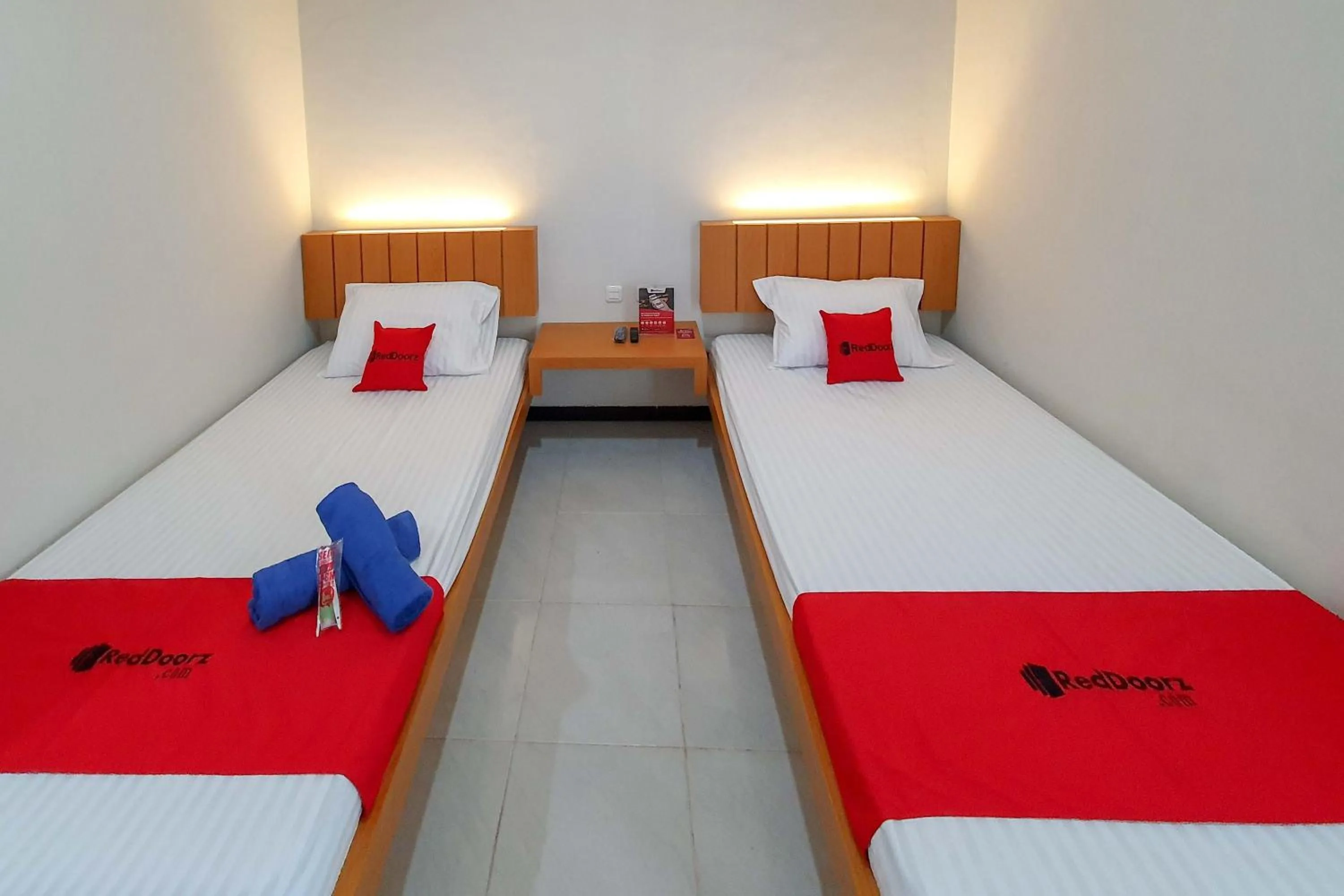 Bedroom in RedDoorz Syariah near Solo Paragon Mall 2