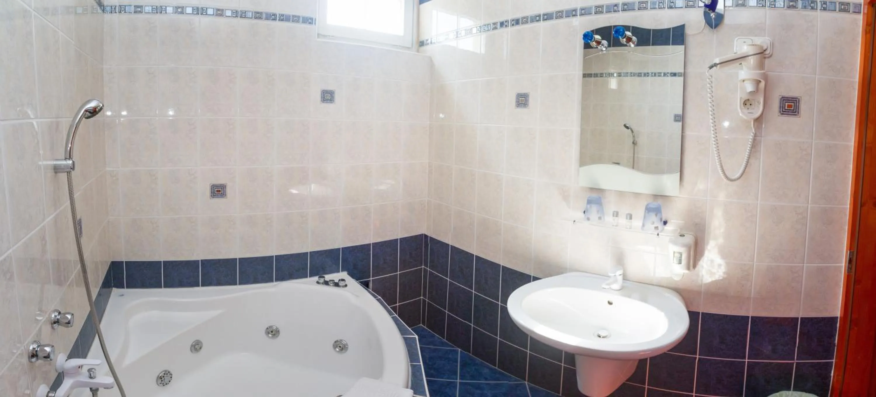 Bath in Hotel Rudolf