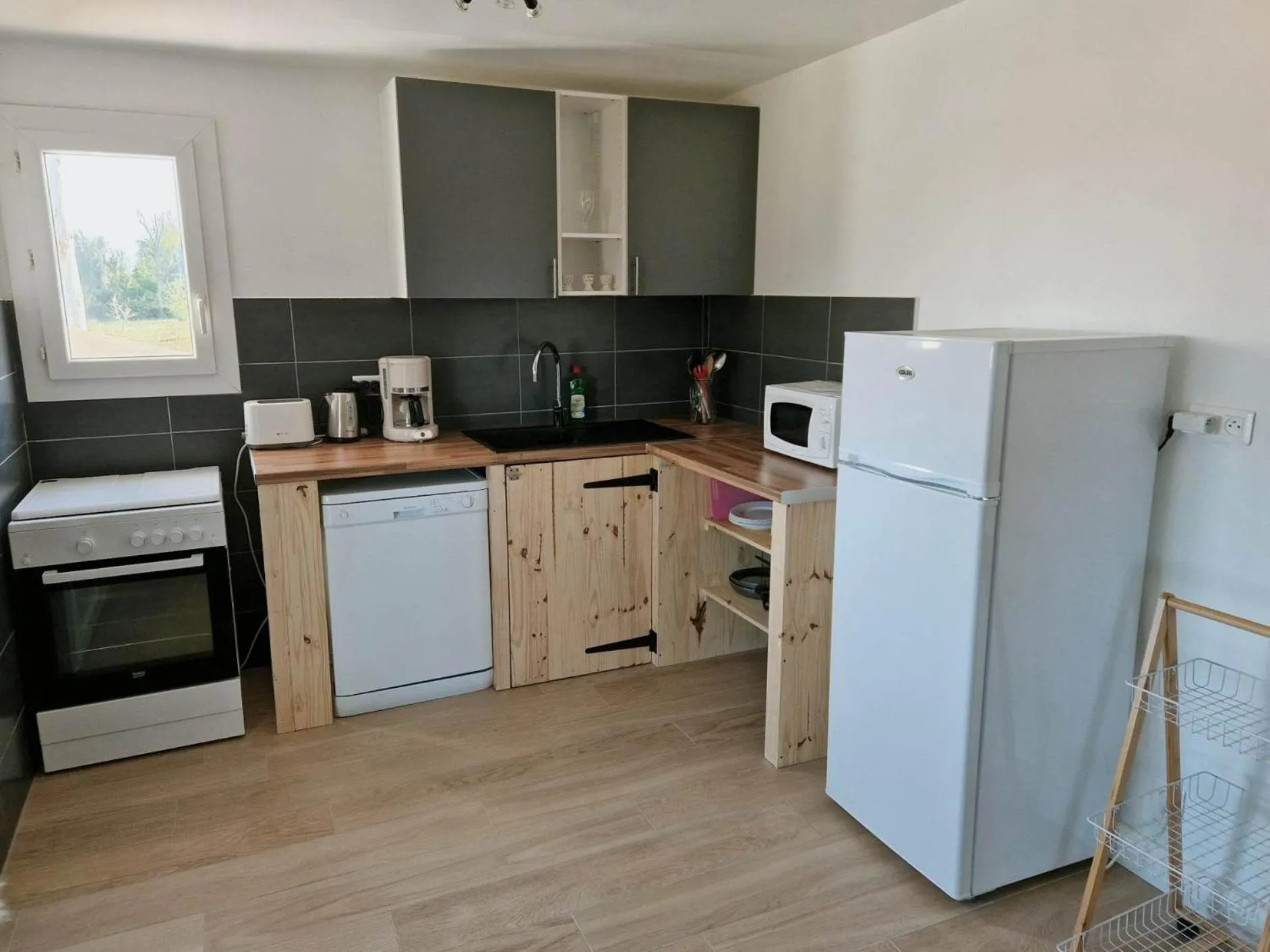 Coffee/tea facilities in Pinea Mare