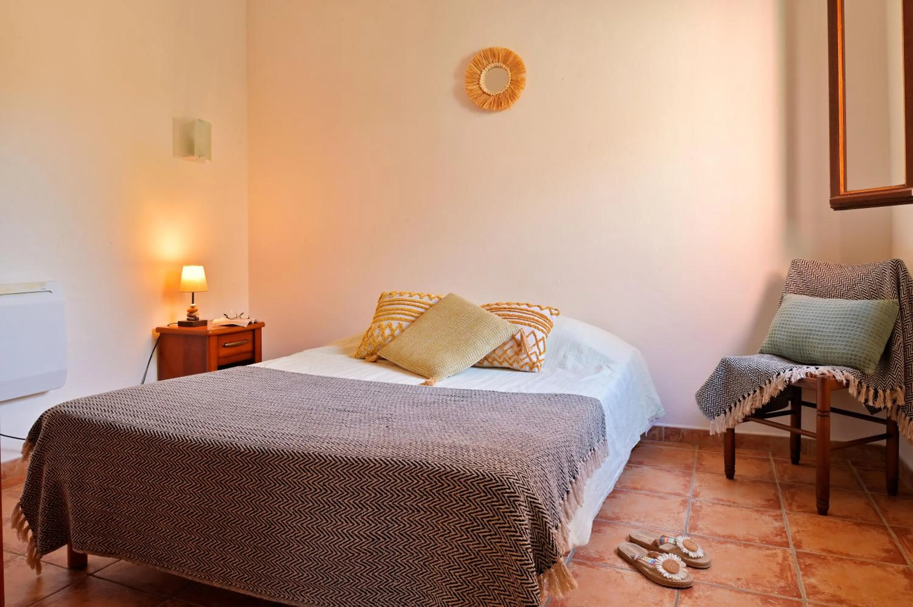 Photo of the whole room, Bed in Pinea Mare