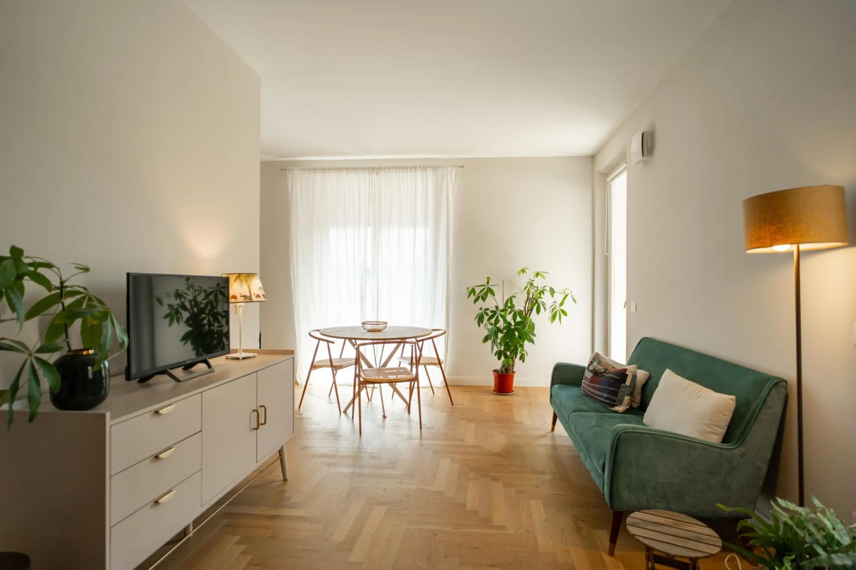 Communal lounge/ TV room in Soggiorno Marconi