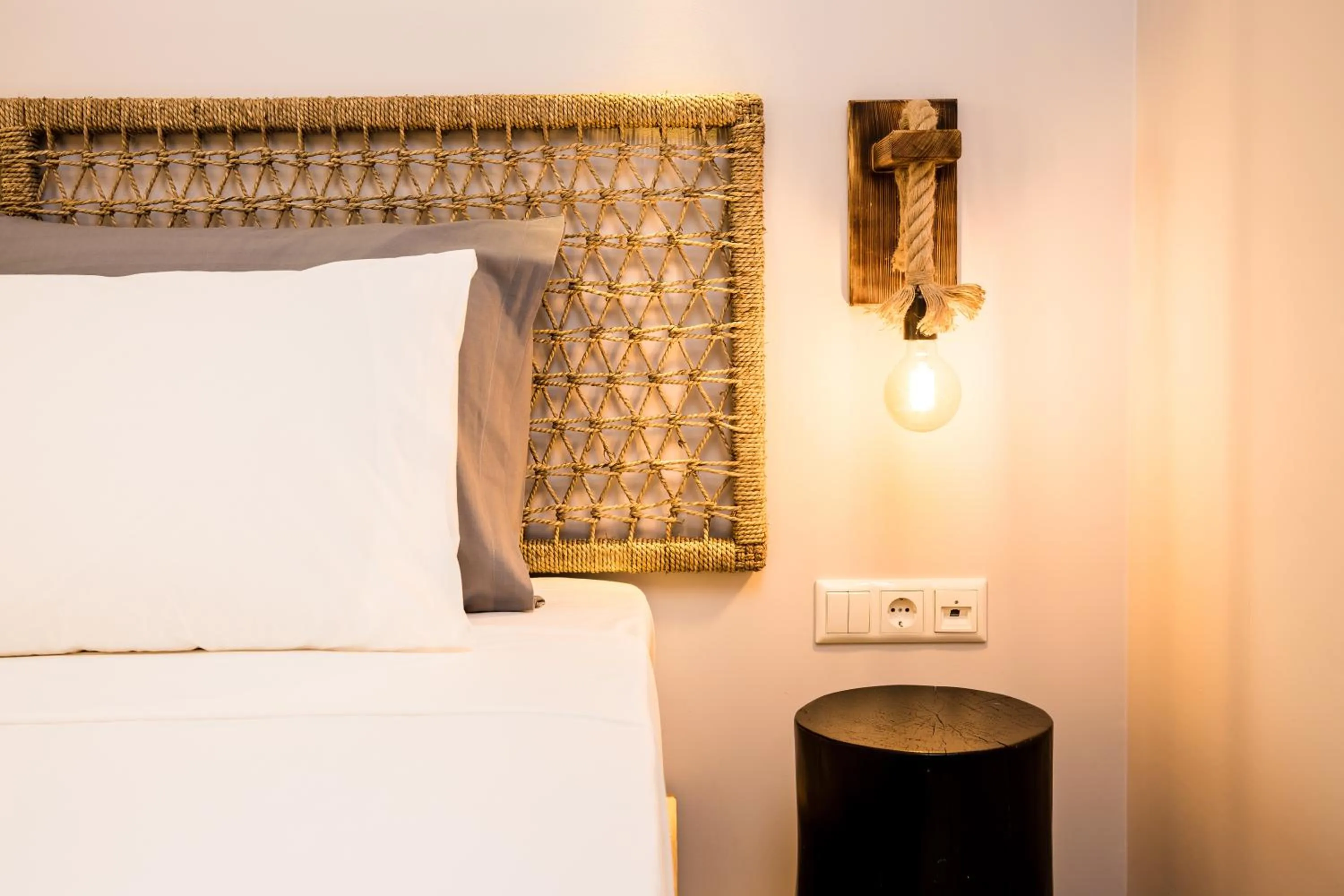 Bed in Kali Thea Suites