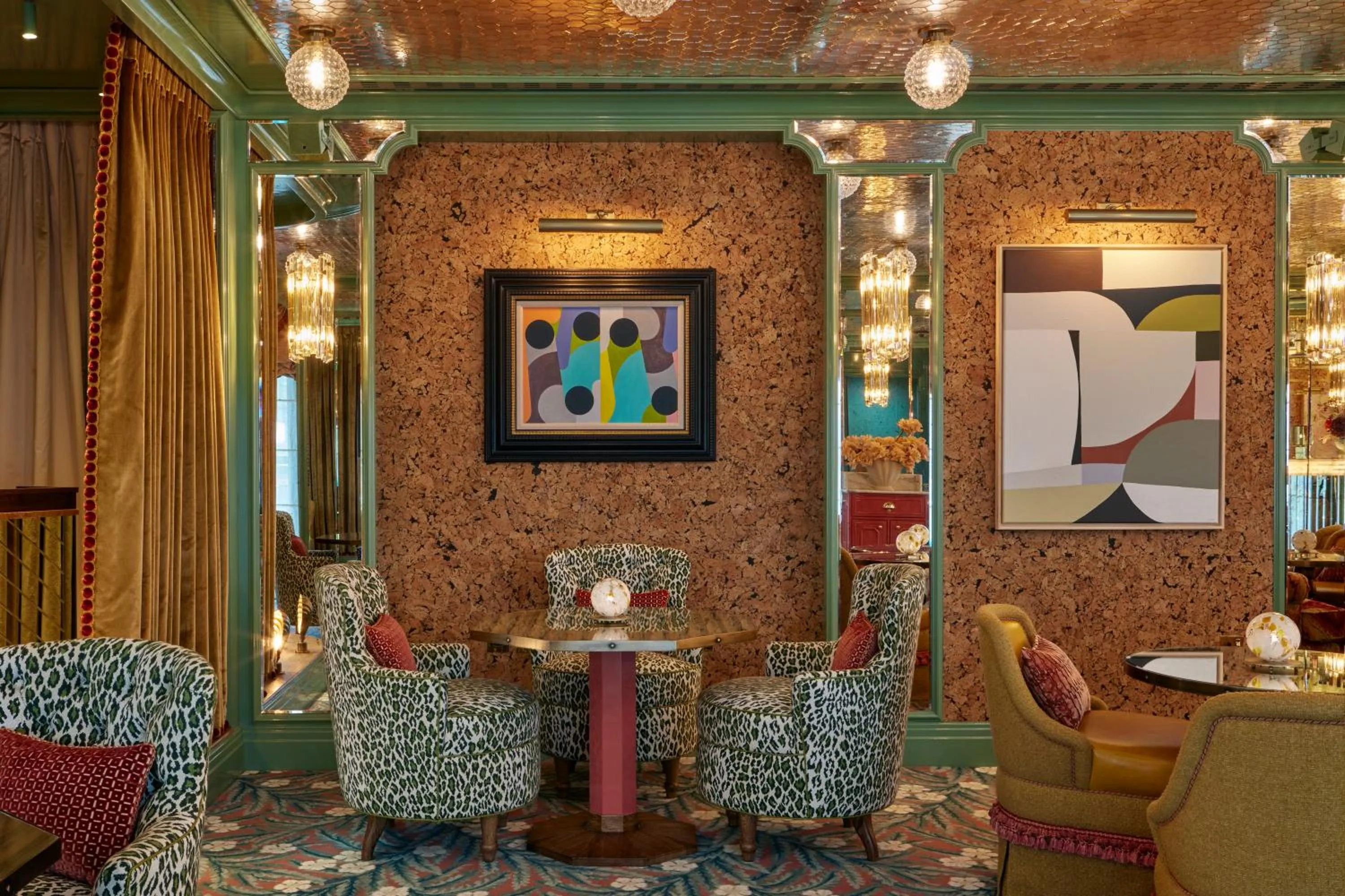 Lounge or bar in Broadwick Soho