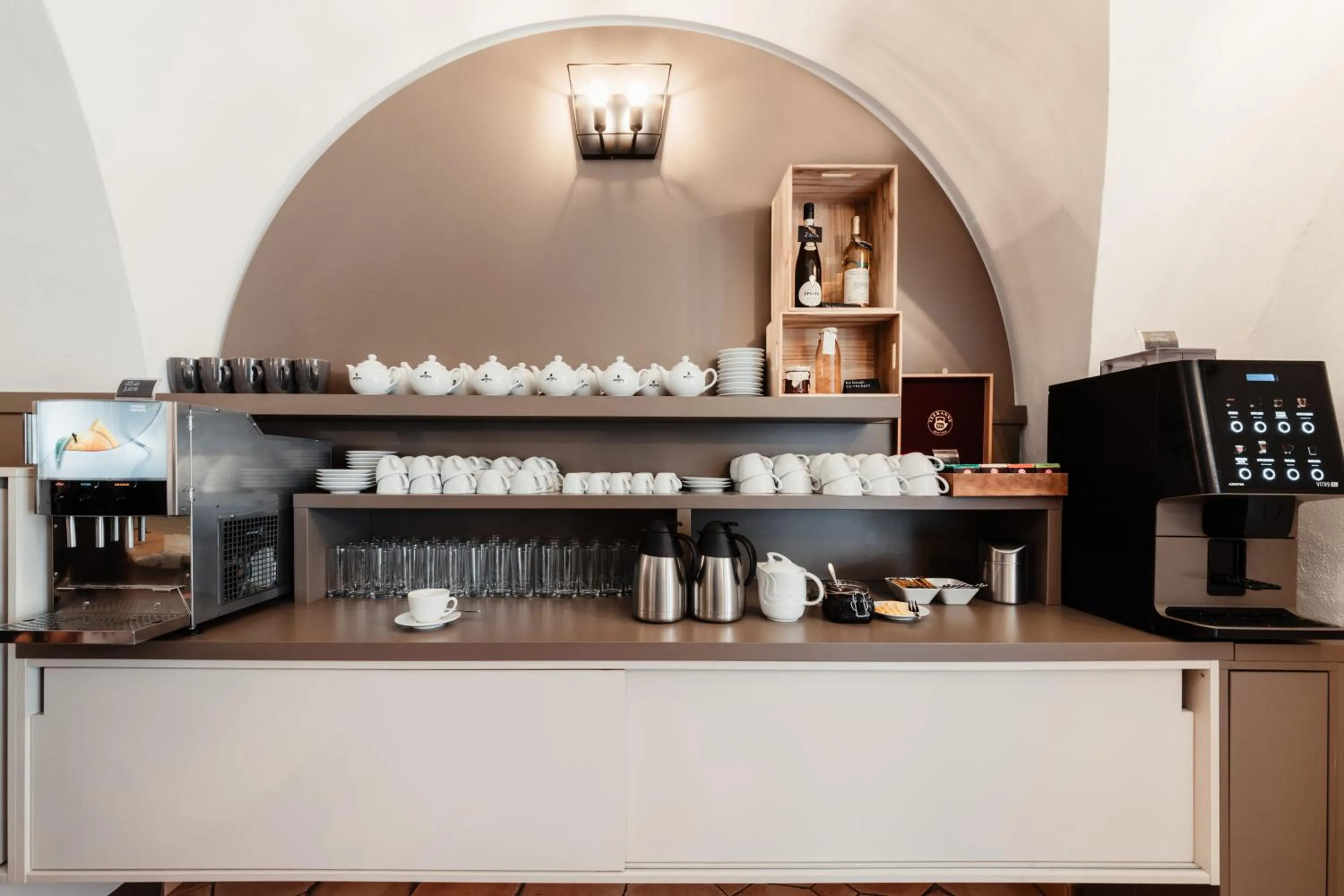 Coffee/tea facilities in Penzion Austis