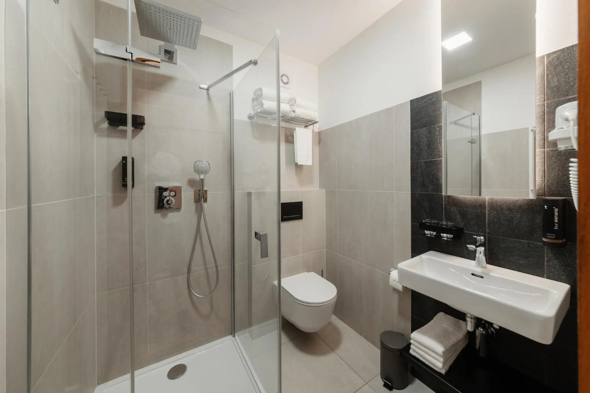 Bathroom in Penzion Austis