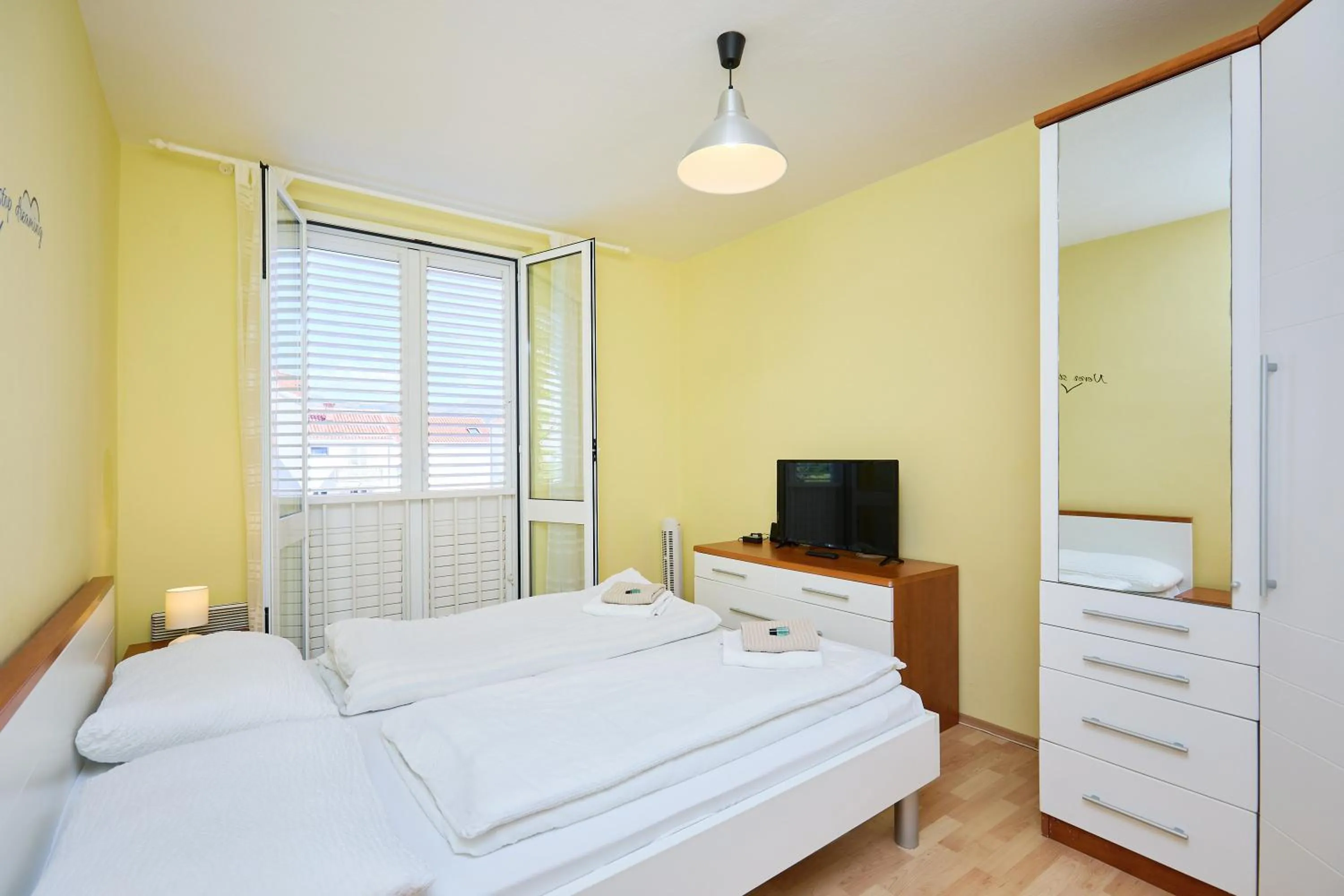 Apartment Mins