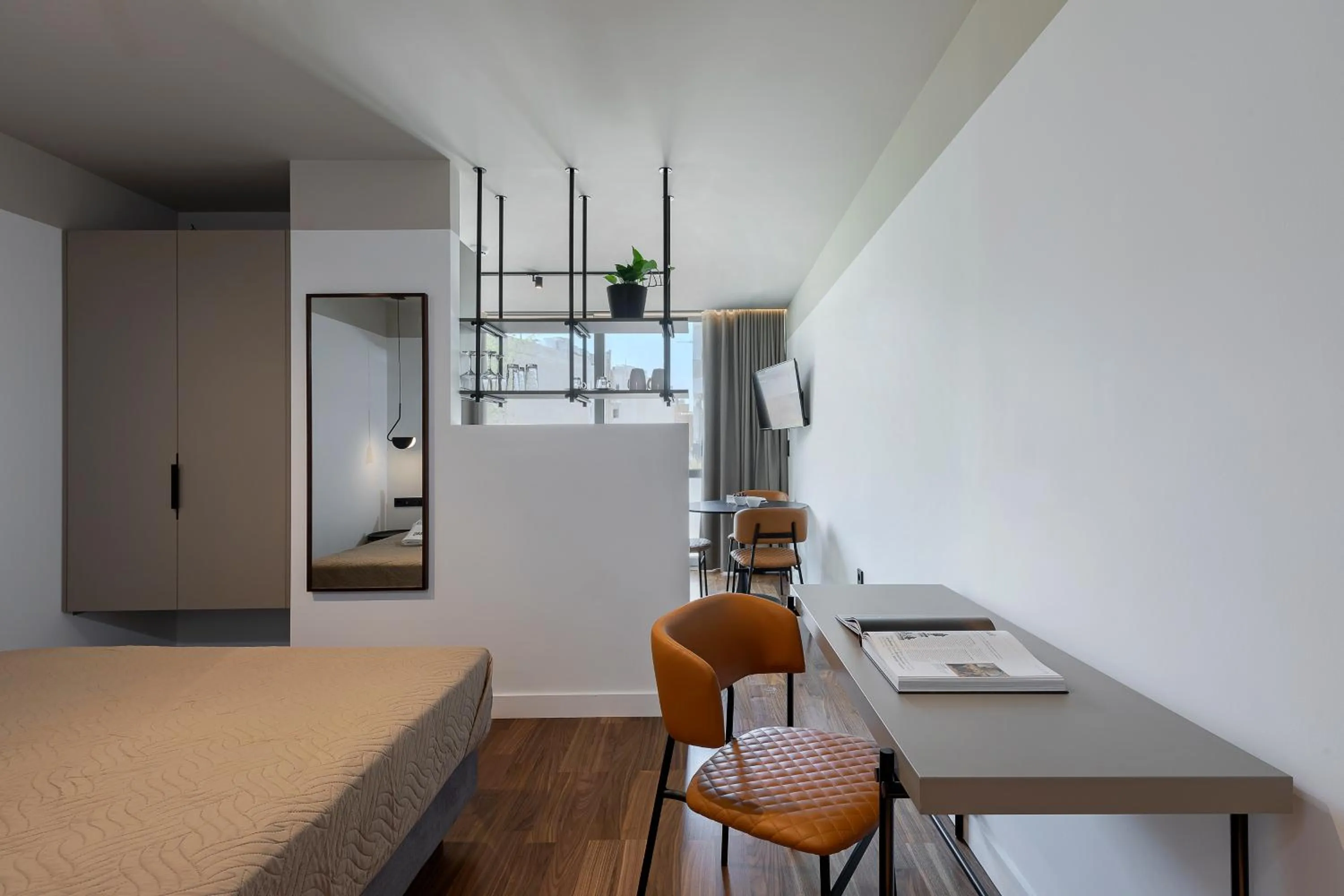 Photo of the whole room in The Athenians Art Apartments