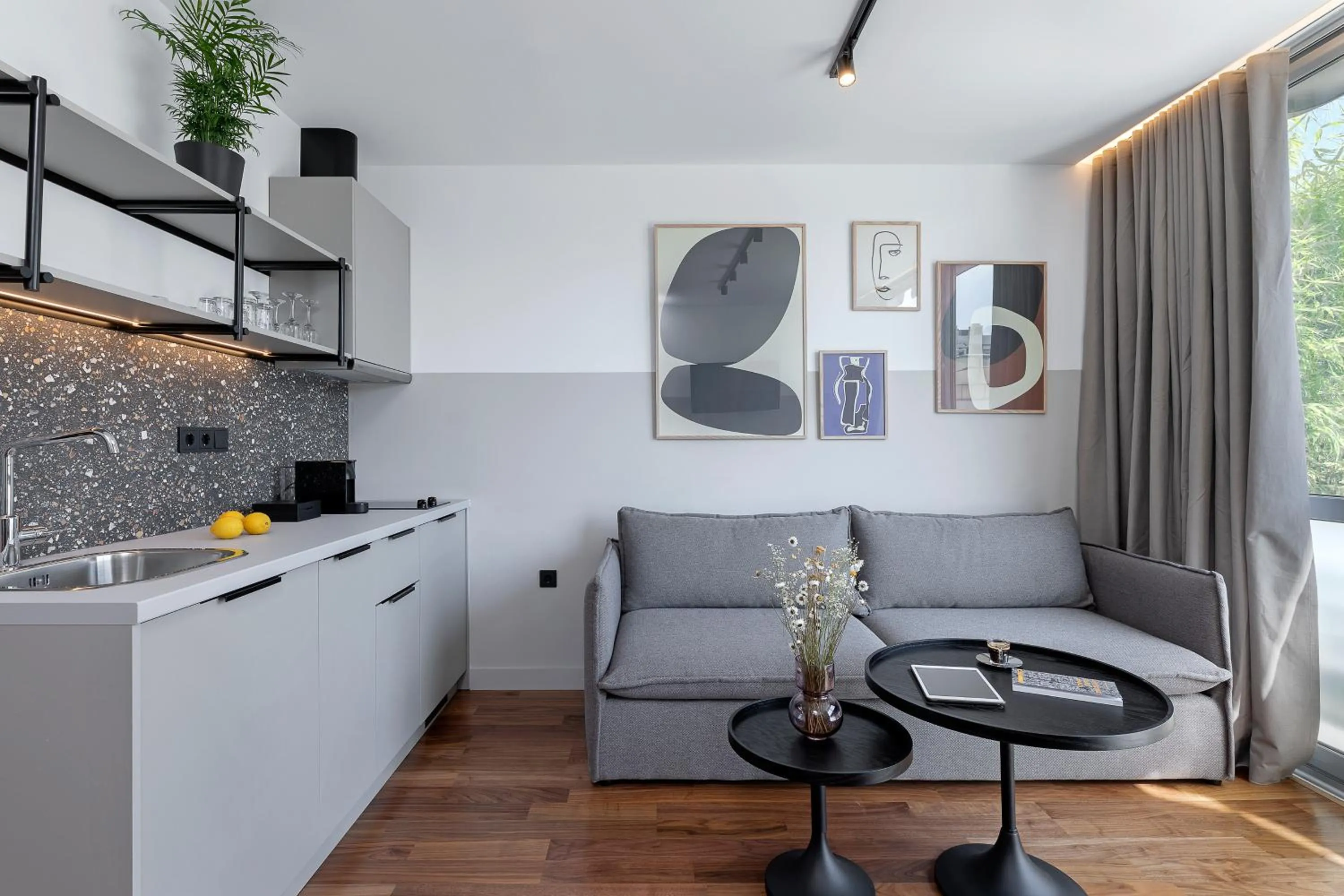 Kitchen or kitchenette in The Athenians Art Apartments