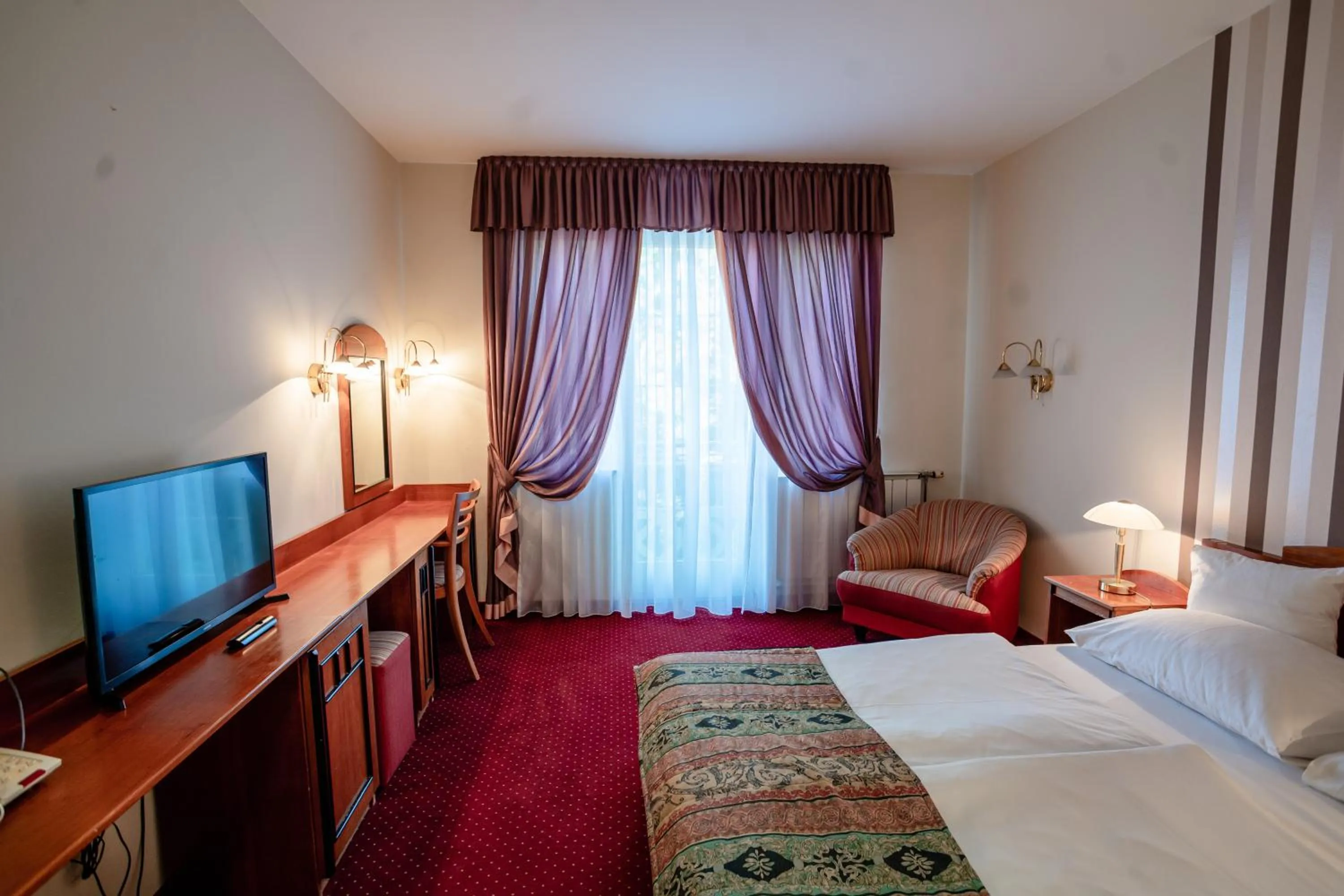 Photo of the whole room in Hotel Erzsébet