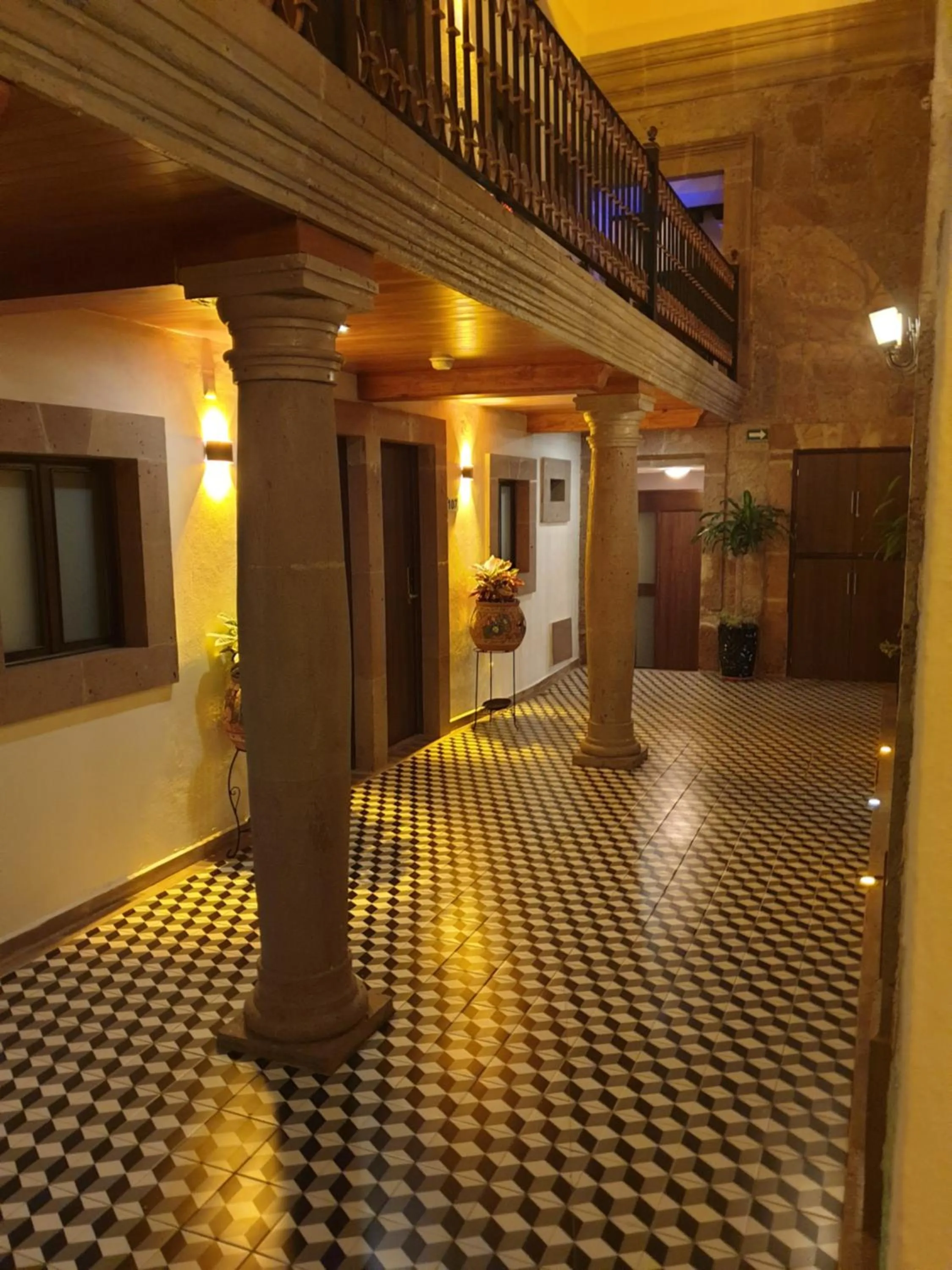 Property building in Hotel Don Carlos