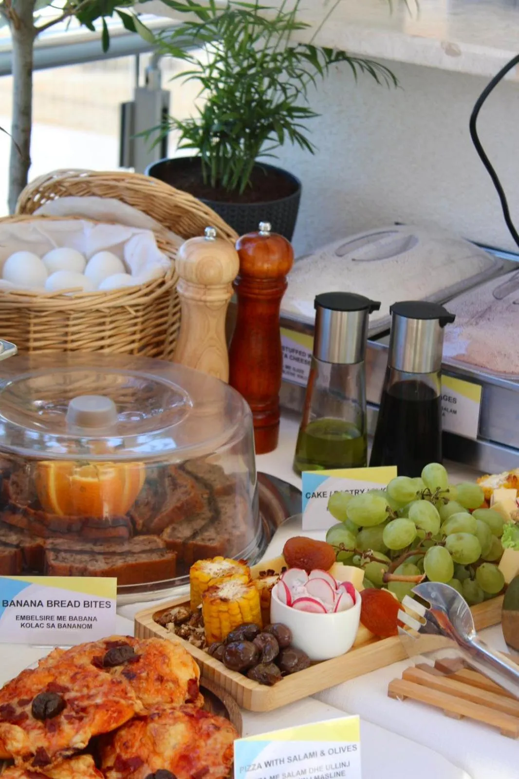 Restaurant/places to eat in Atelier