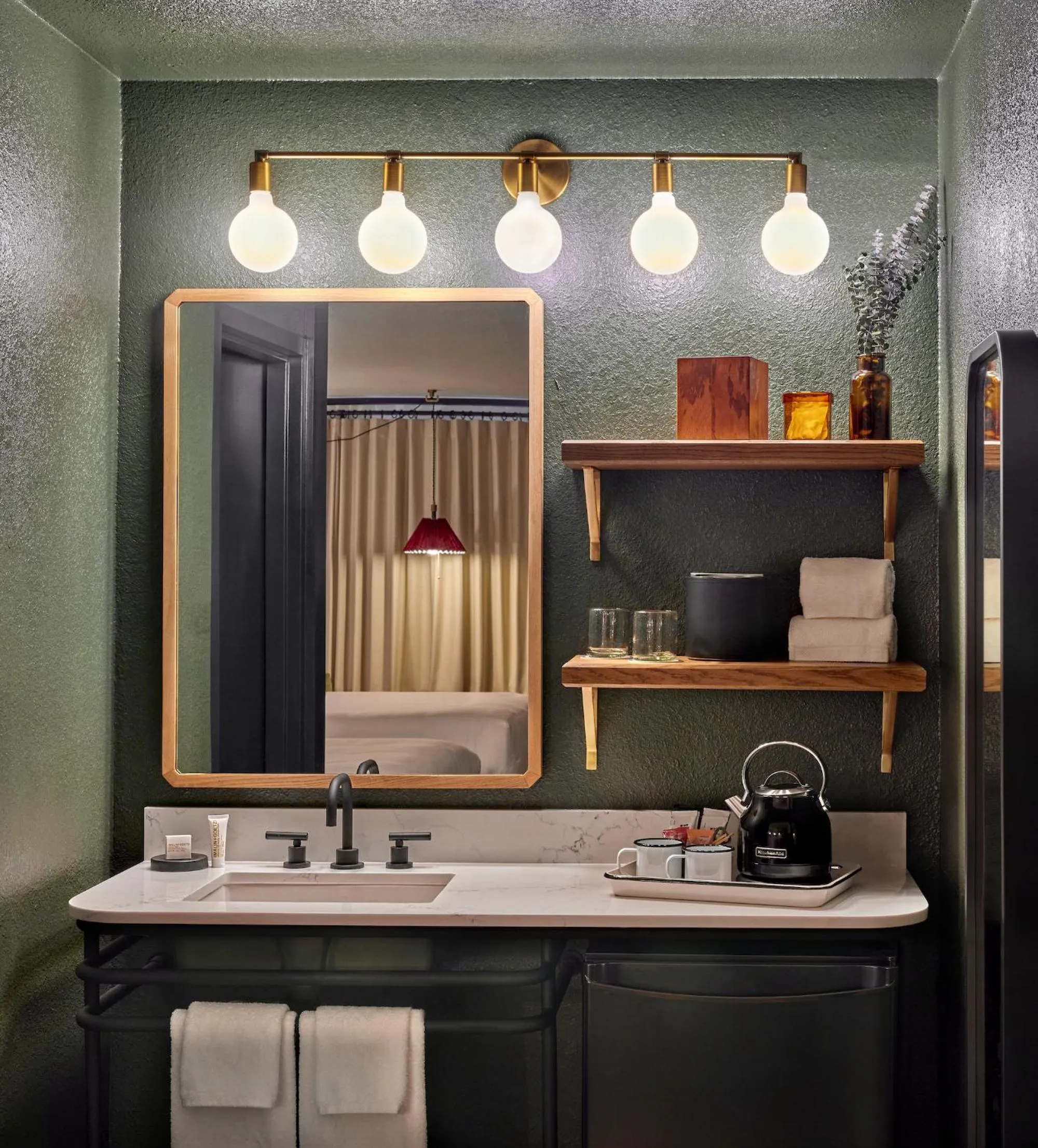 Bathroom in High Country Motor Lodge - Near NAU and Downtown