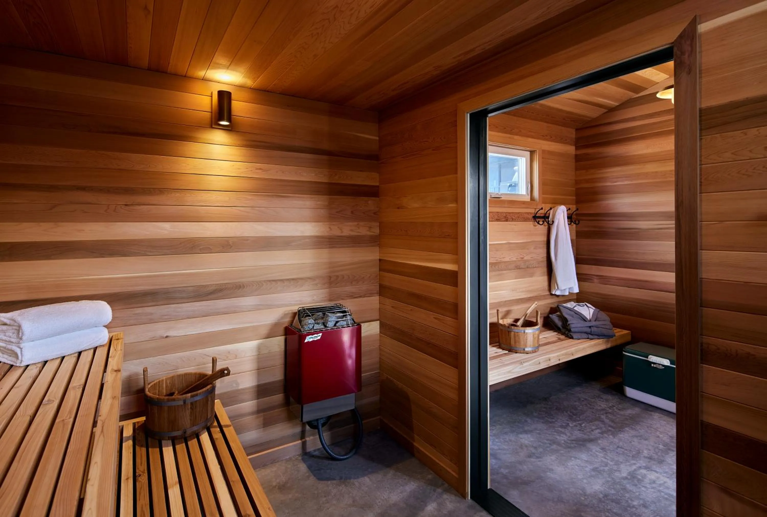 Sauna in High Country Motor Lodge - Near NAU and Downtown
