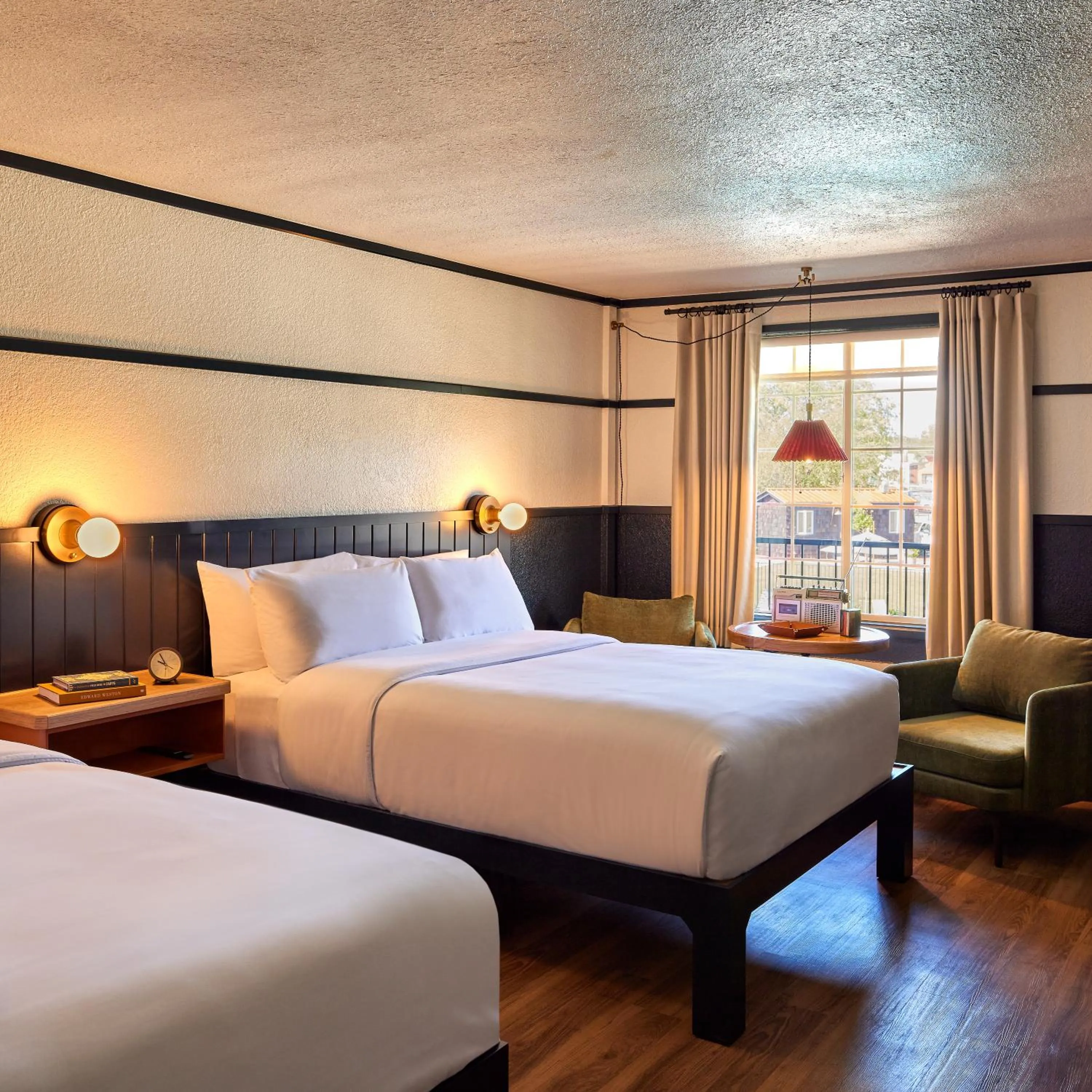 Bedroom, Bed in High Country Motor Lodge - Near NAU and Downtown