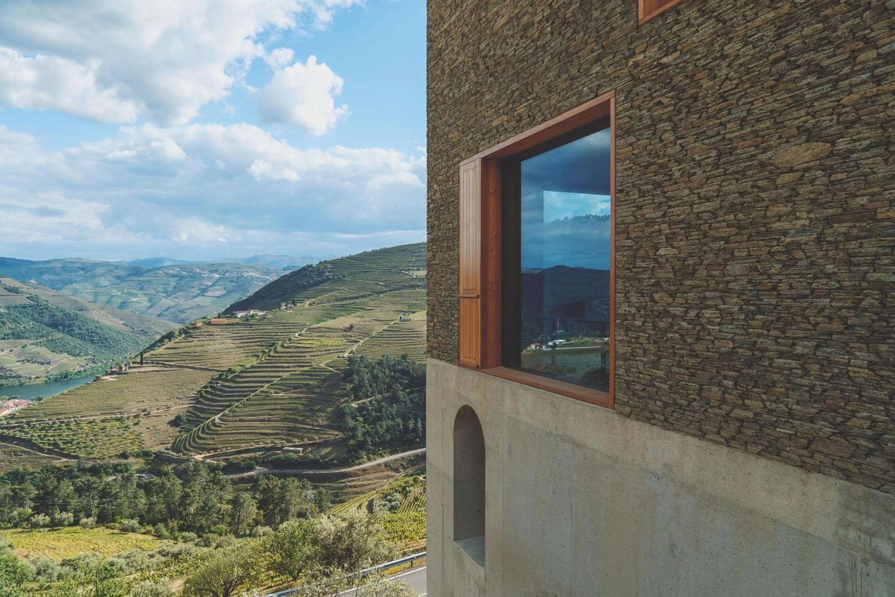 Property building in Casa do Arco by Douro Exclusive