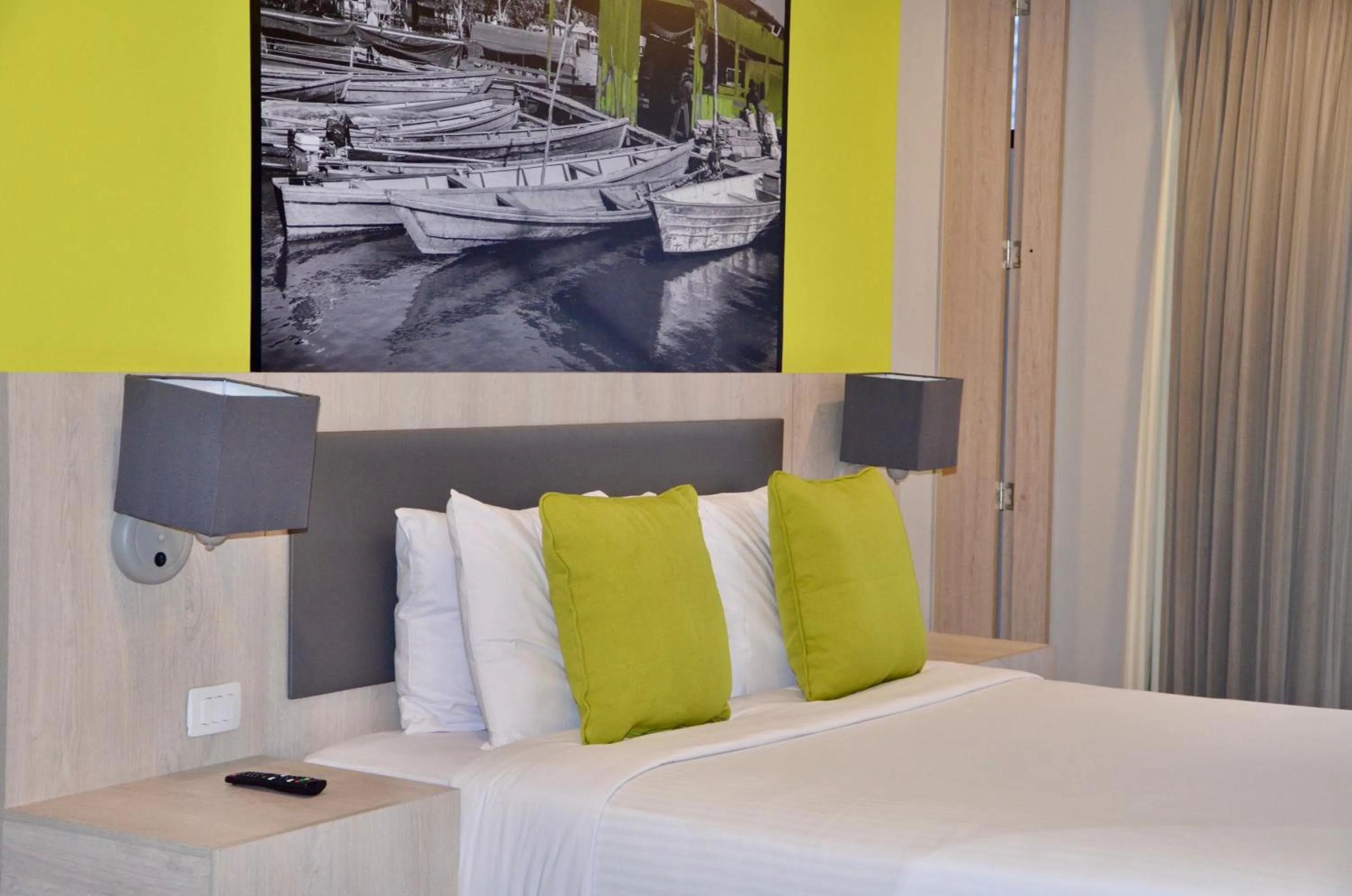 Bed in Suites Home 118 By SHG