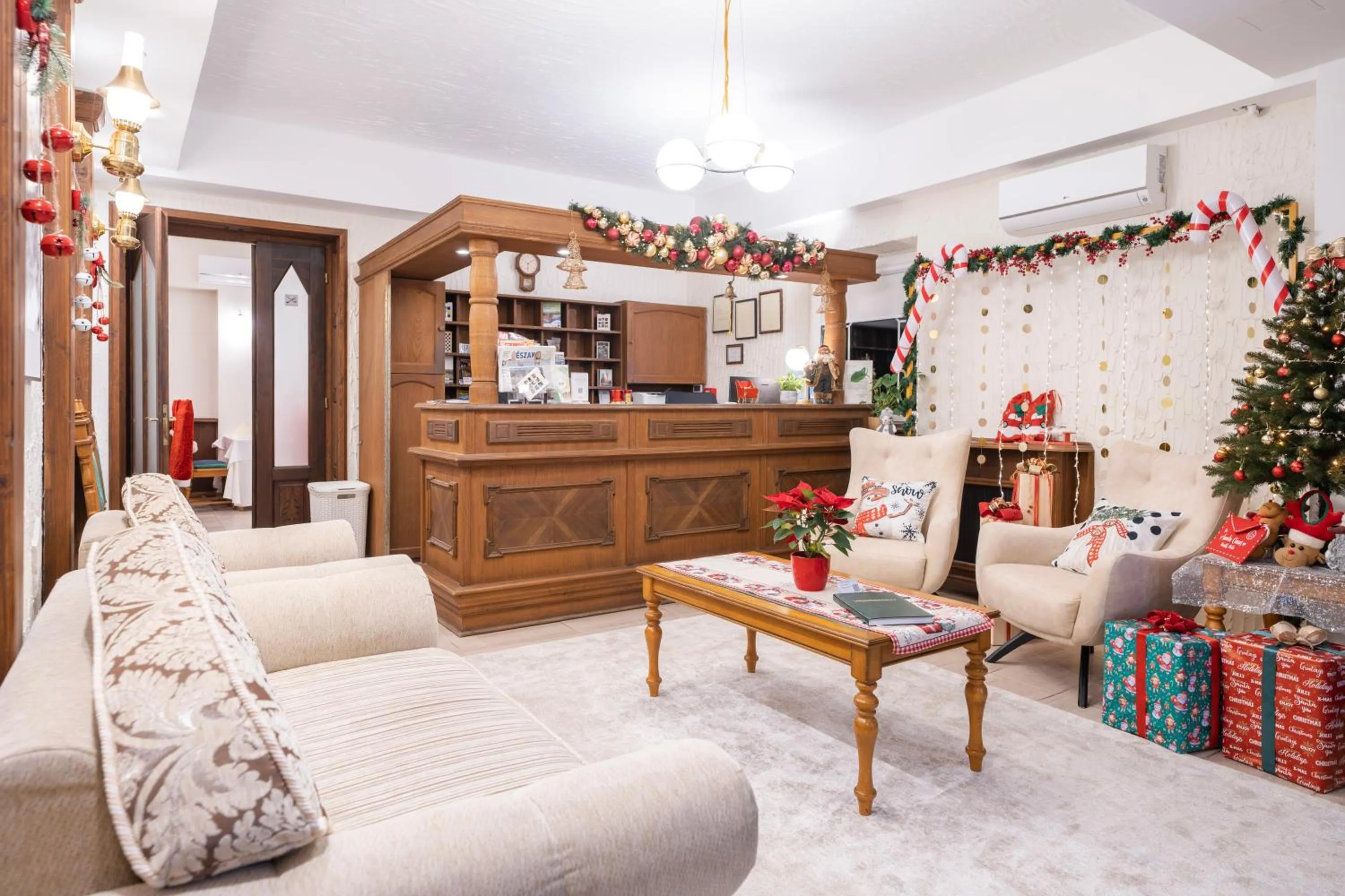 Lobby or reception in Kikelet Club Hotel